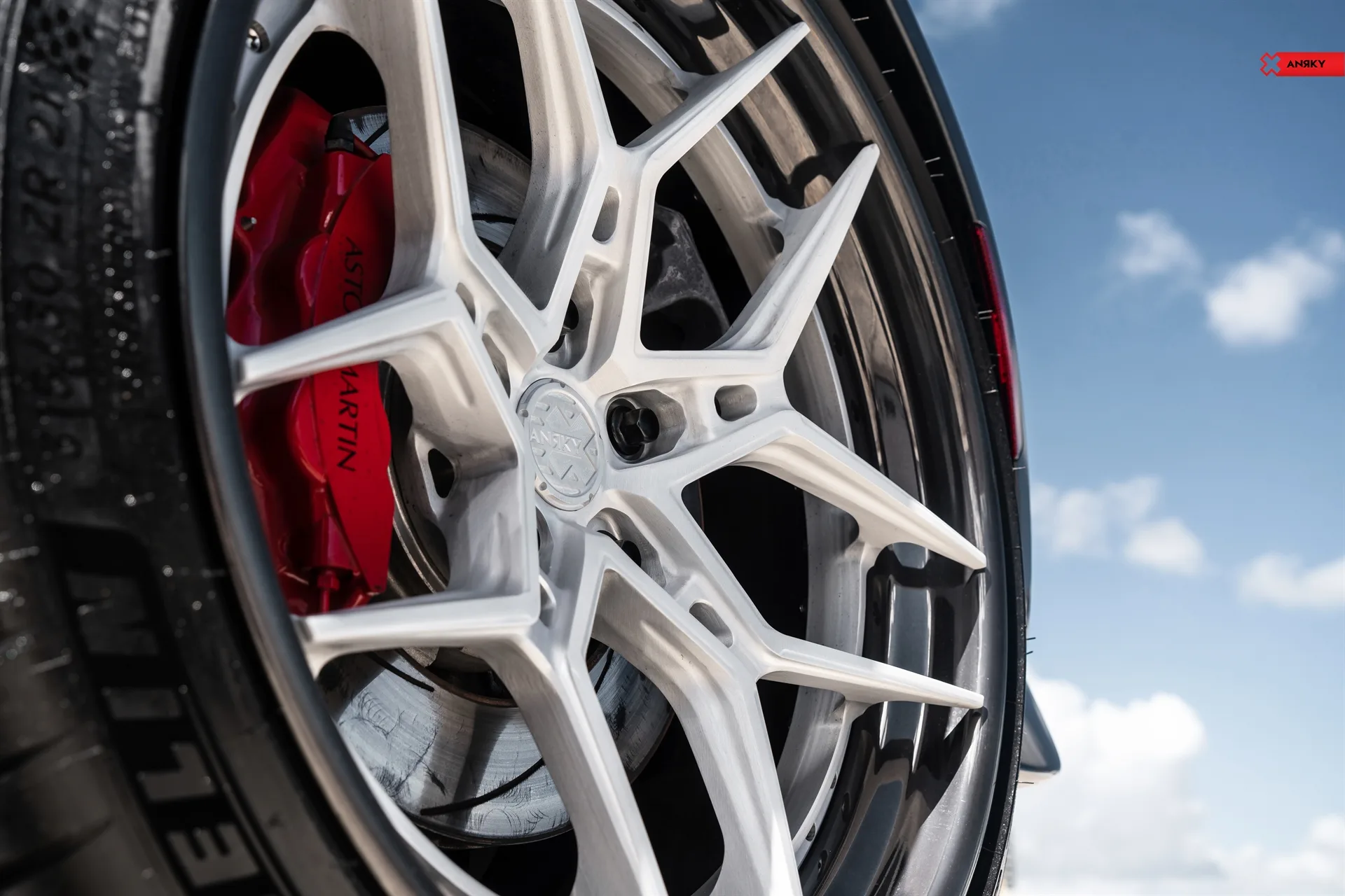 Anrky X|Series S3-X4 on Aston Martin Vantage (2018).1, photo 12