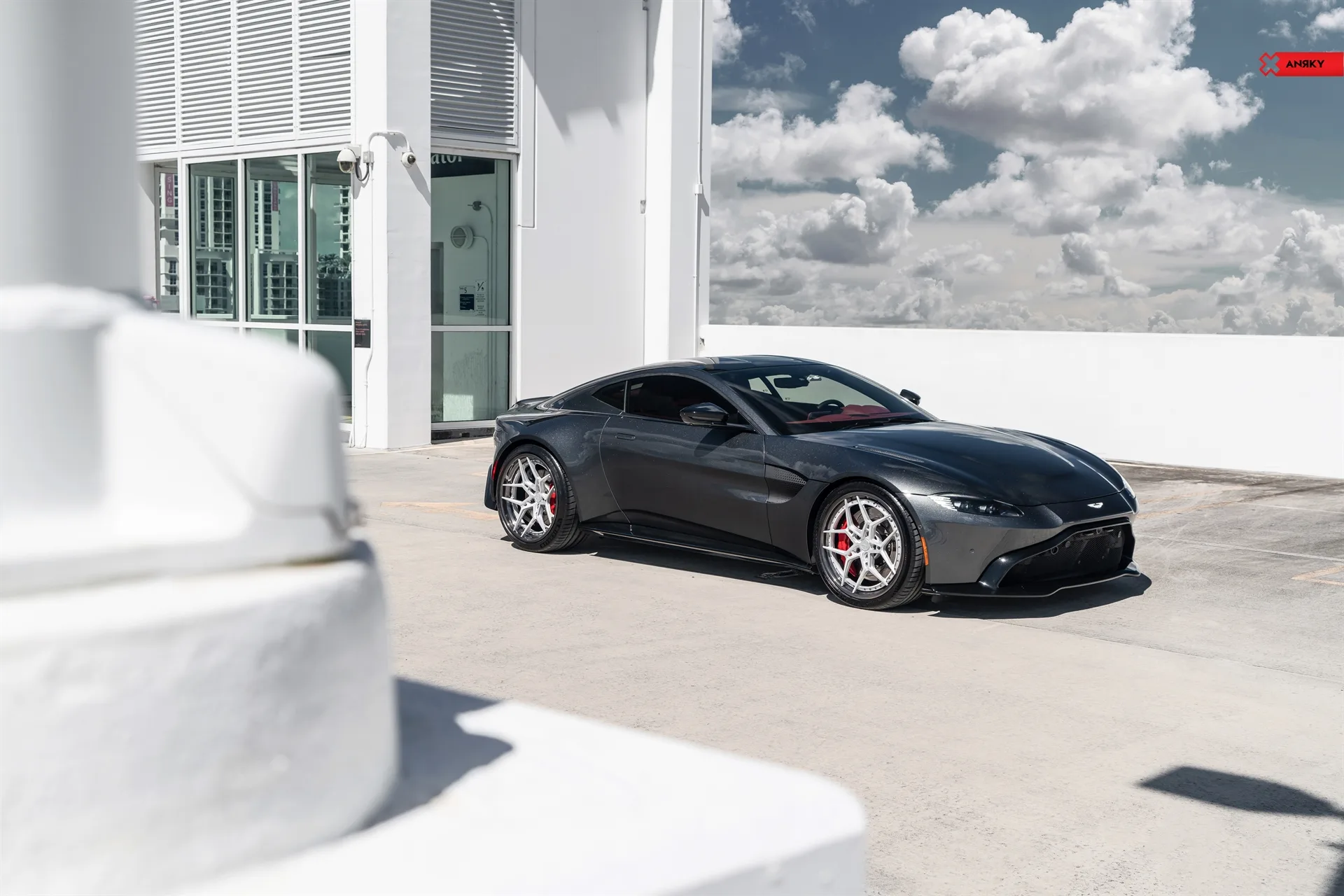 Anrky X|Series S3-X4 on Aston Martin Vantage (2018).1, photo 4