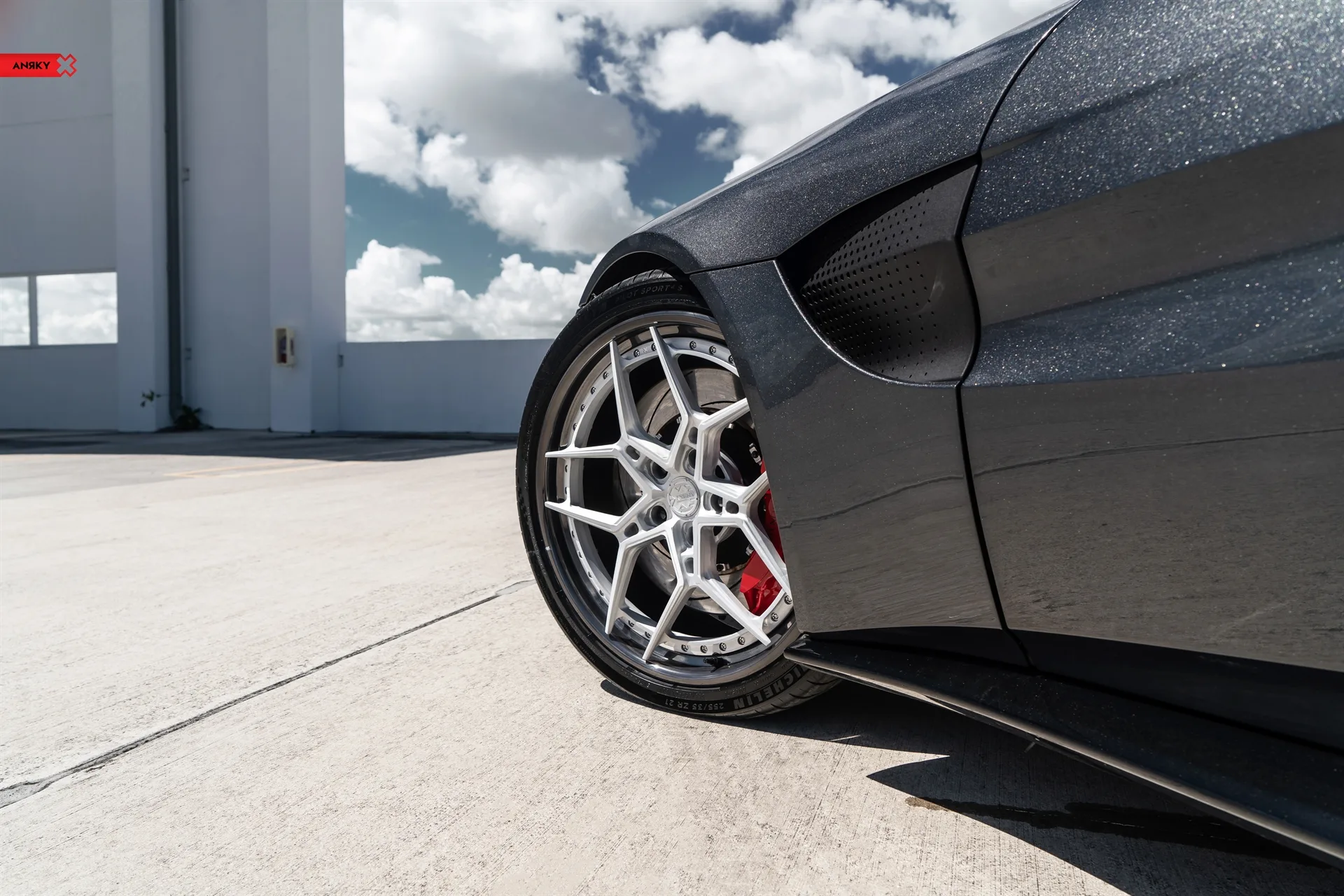 Anrky X|Series S3-X4 on Aston Martin Vantage (2018).1, photo 6