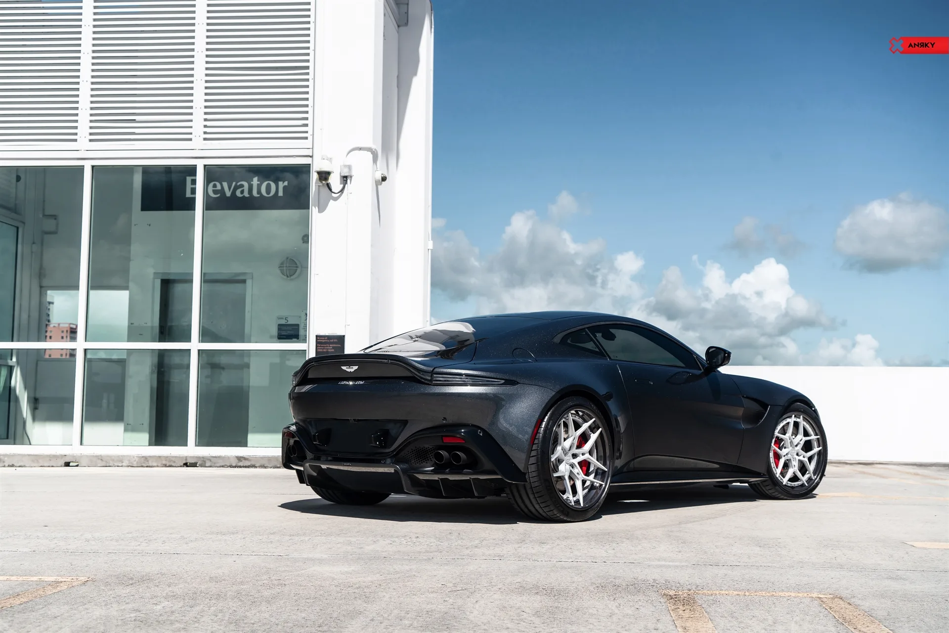 Anrky X|Series S3-X4 on Aston Martin Vantage (2018).1, photo 10