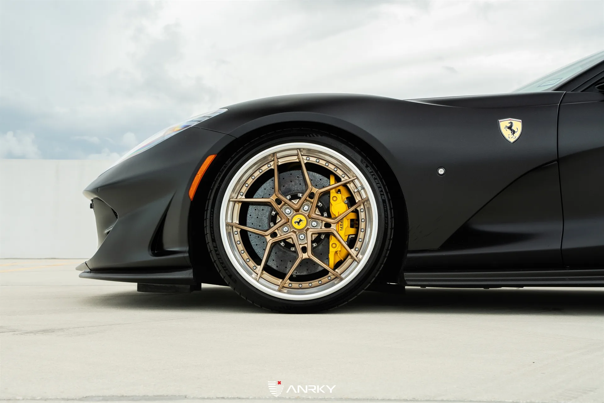 Anrky X|Series S3-X4 on Ferrari 812 F152M, photo 6