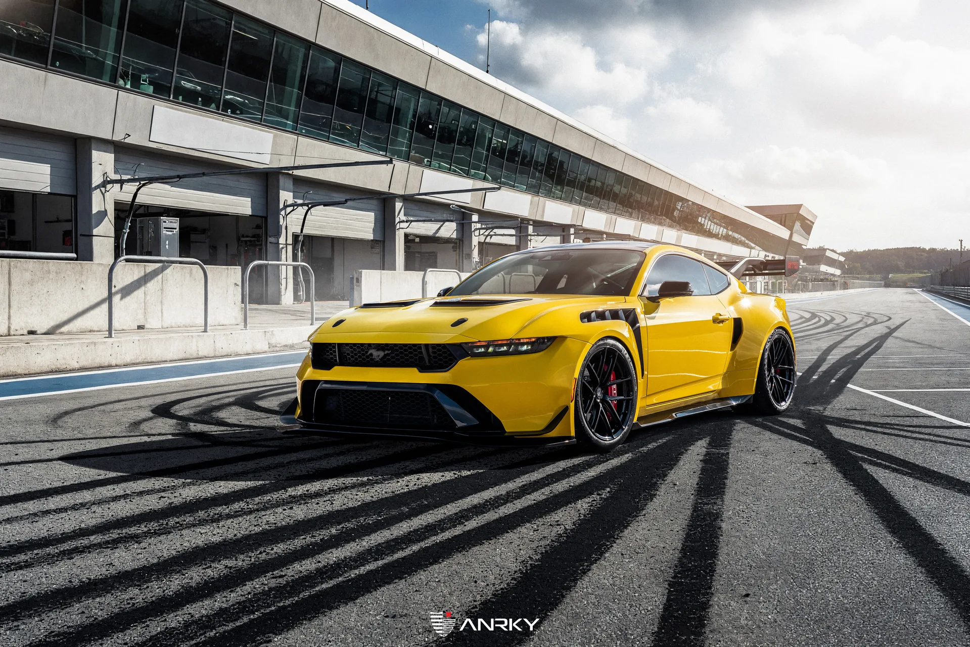 Anrky XR|Series XR-01 UltraLITE on Ford Mustang S550.1, photo 2