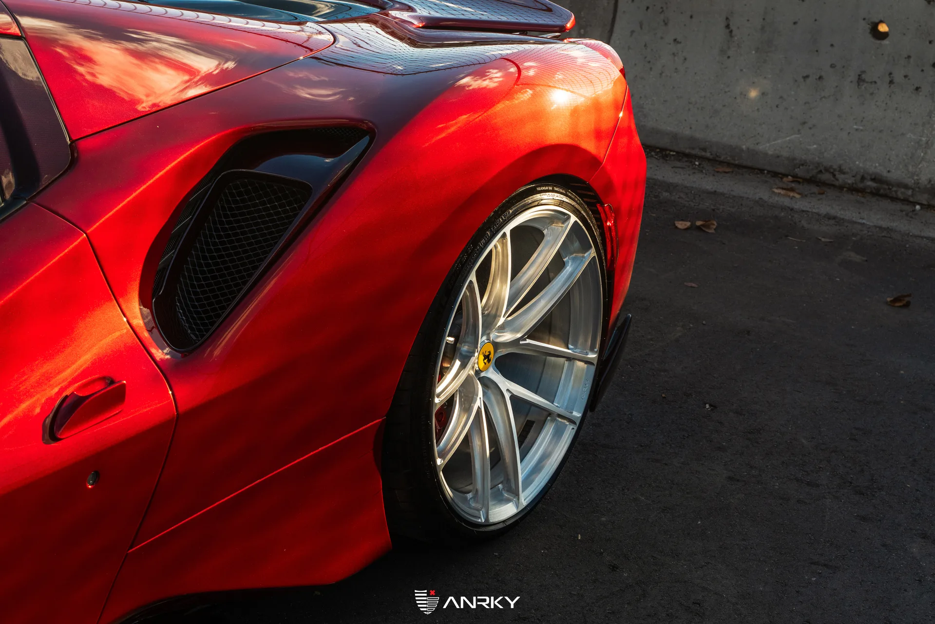 Anrky XR|Series XR-101 UltraLITE on Ferrari 488, photo 10