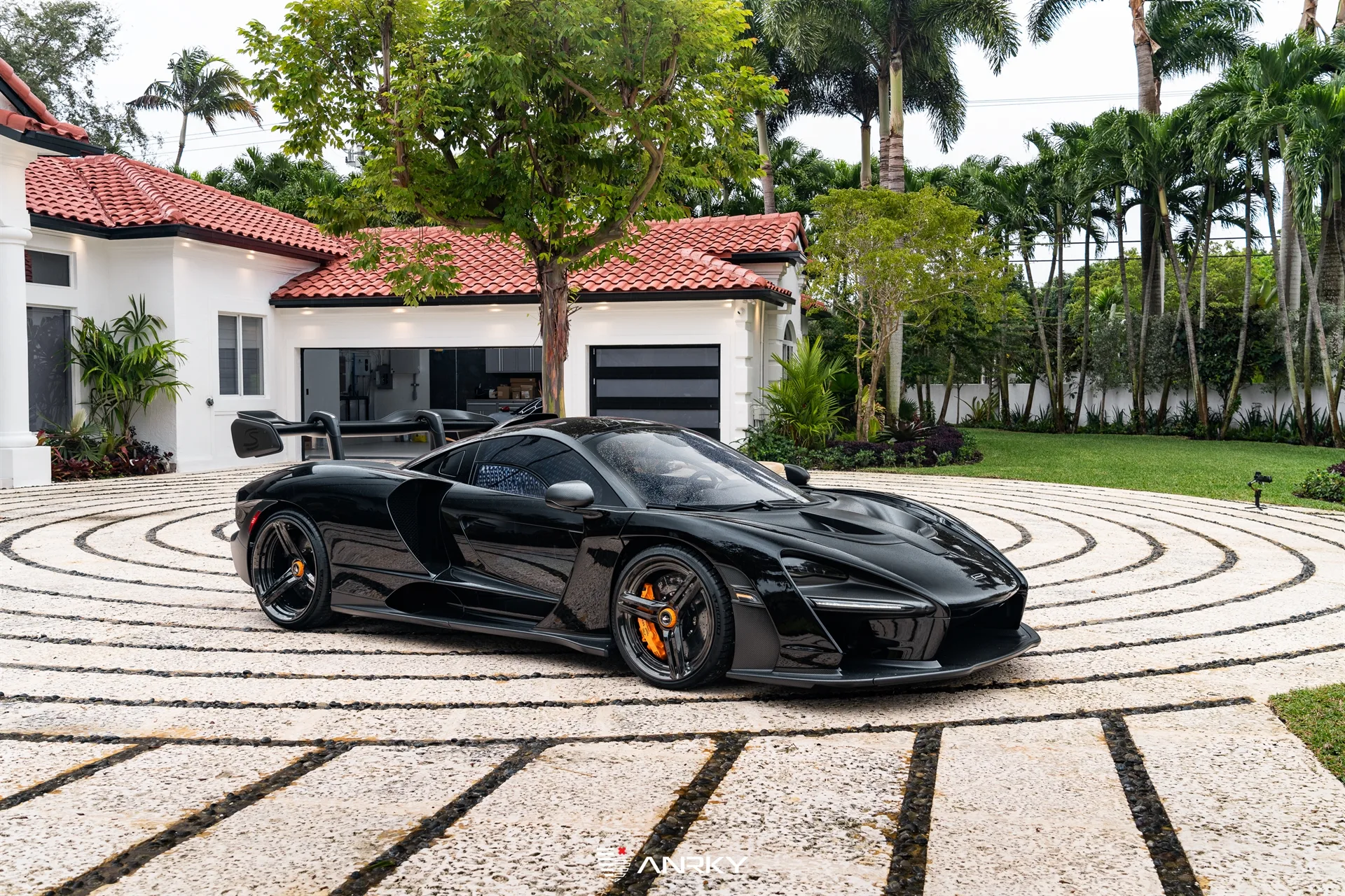 Anrky XR|Series XR-203 on McLaren Senna