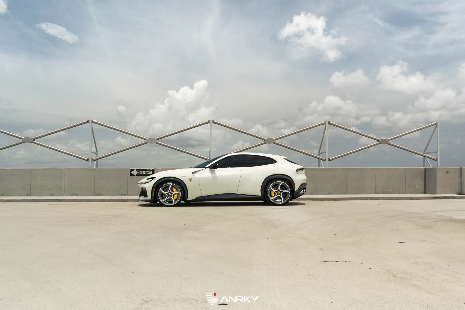 Anrky XR|Series XR-205 on Ferrari Purosangue, photo 5