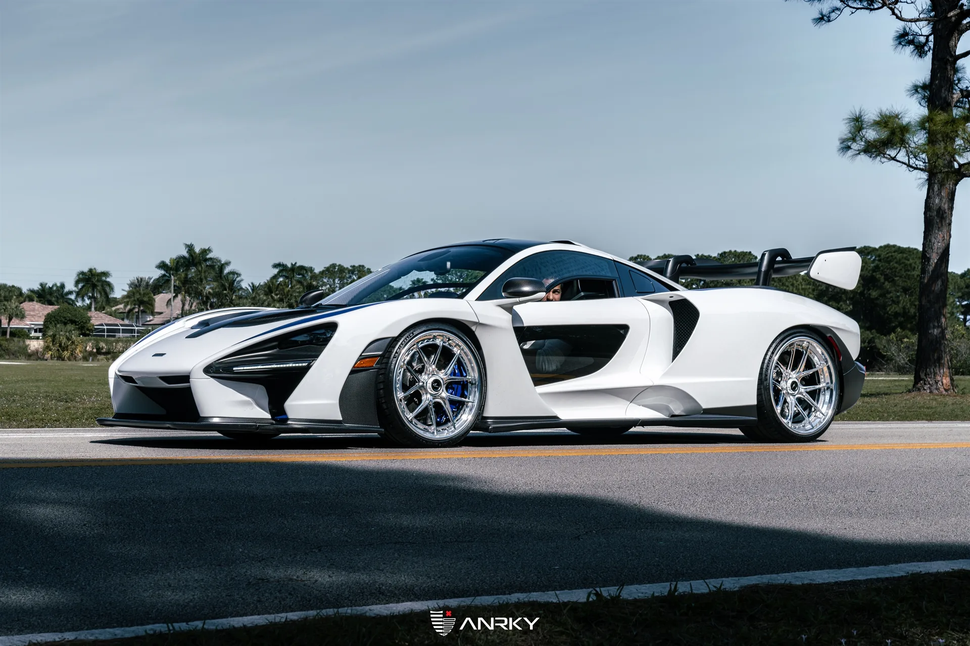 Anrky XR|Series XR-301 on McLaren Senna, photo 4