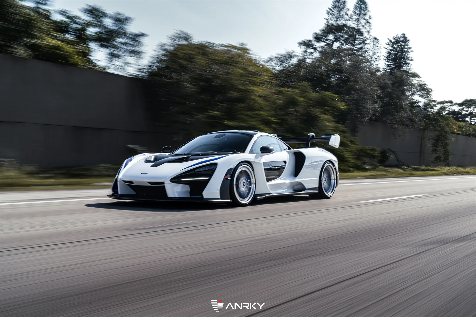 Anrky XR|Series XR-301 on McLaren Senna, photo 12