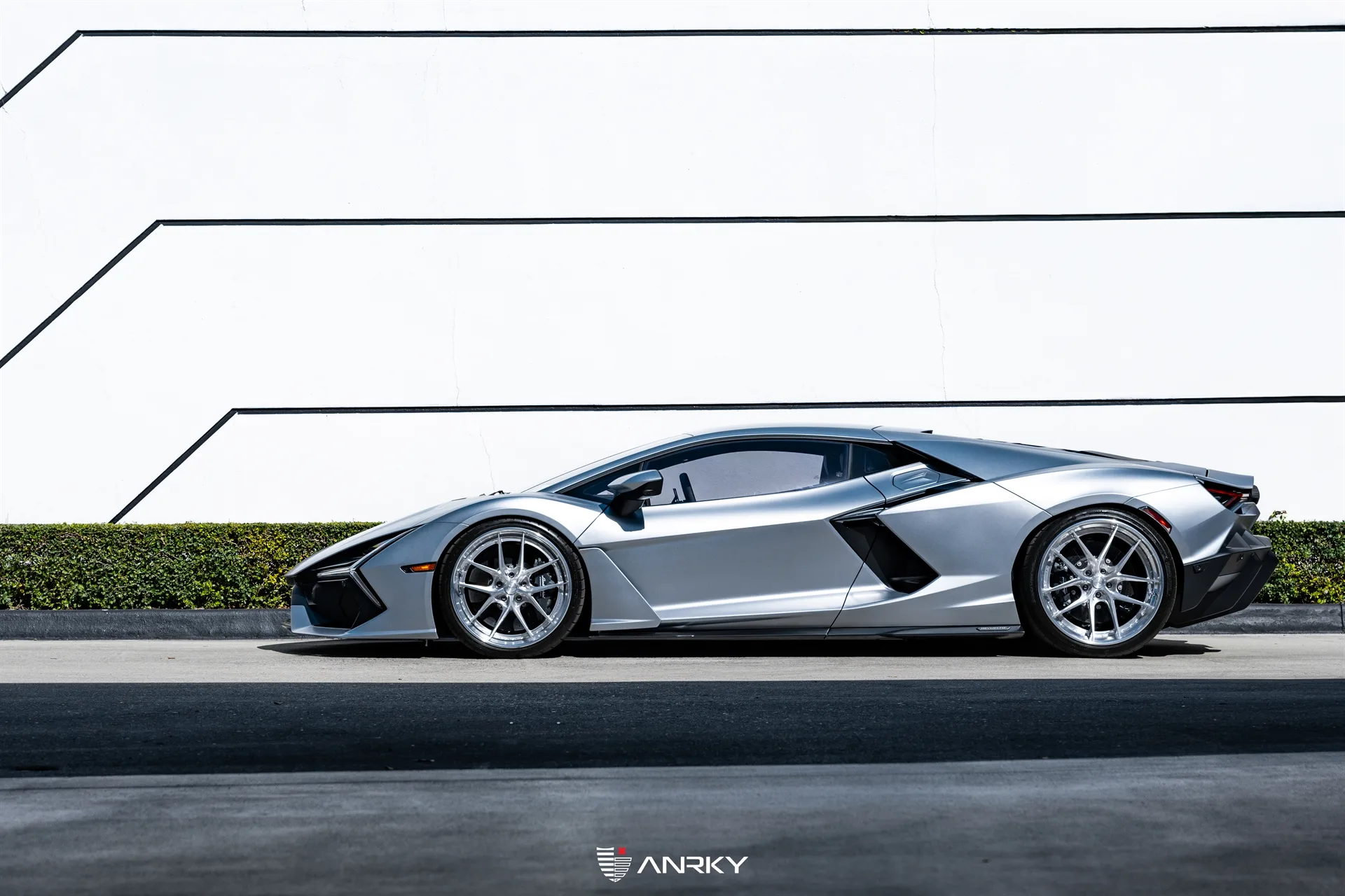 Anrky XR|Series XR-301 on Lamborghini Revuelto LB744, photo 3