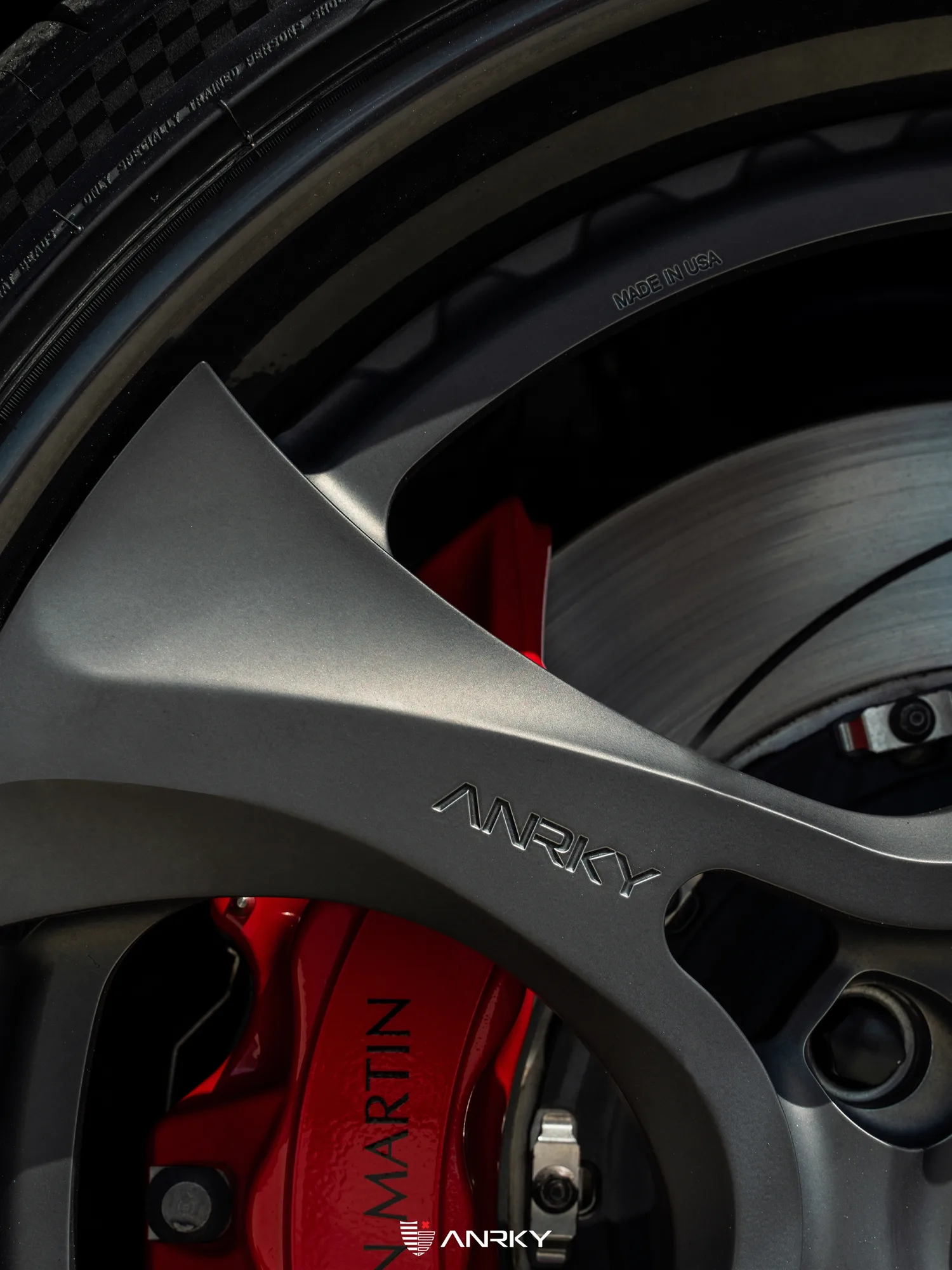 Anrky XR|Series XR-305 on Aston Martin DB11, photo 2