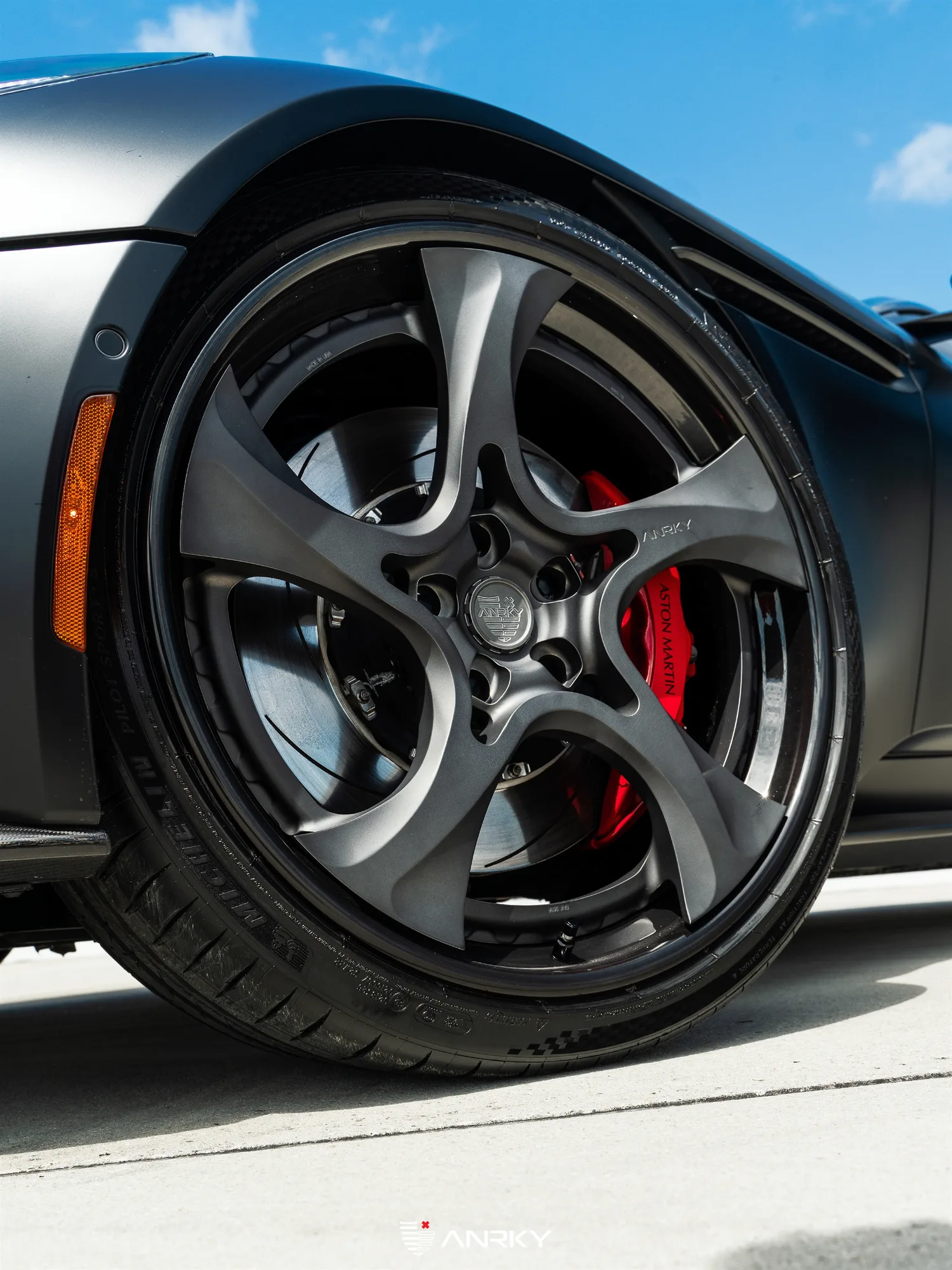 Anrky XR|Series XR-305 on Aston Martin DB11, photo 4