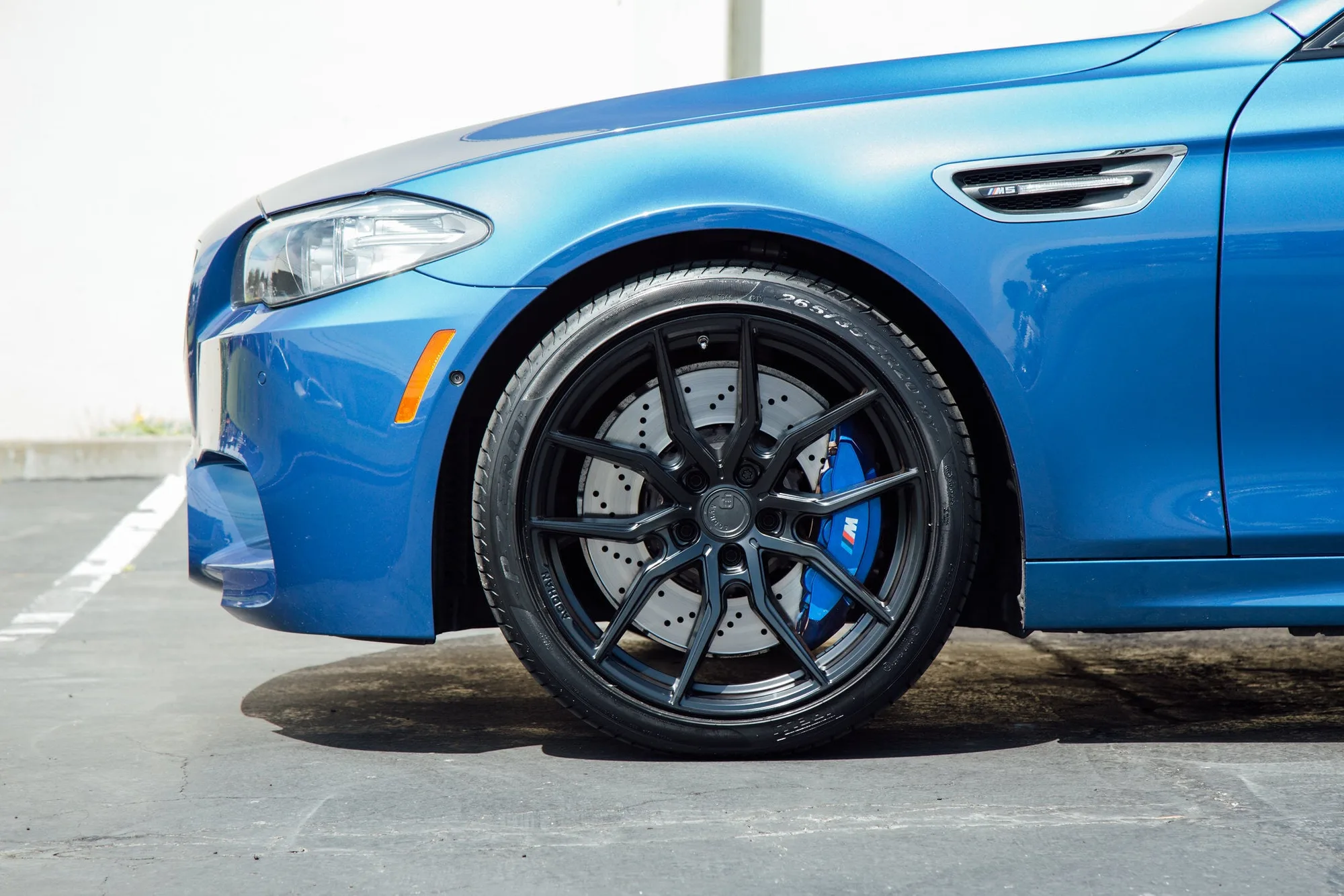 Aodhan AFF1 on BMW M5 F10.2, photo 3