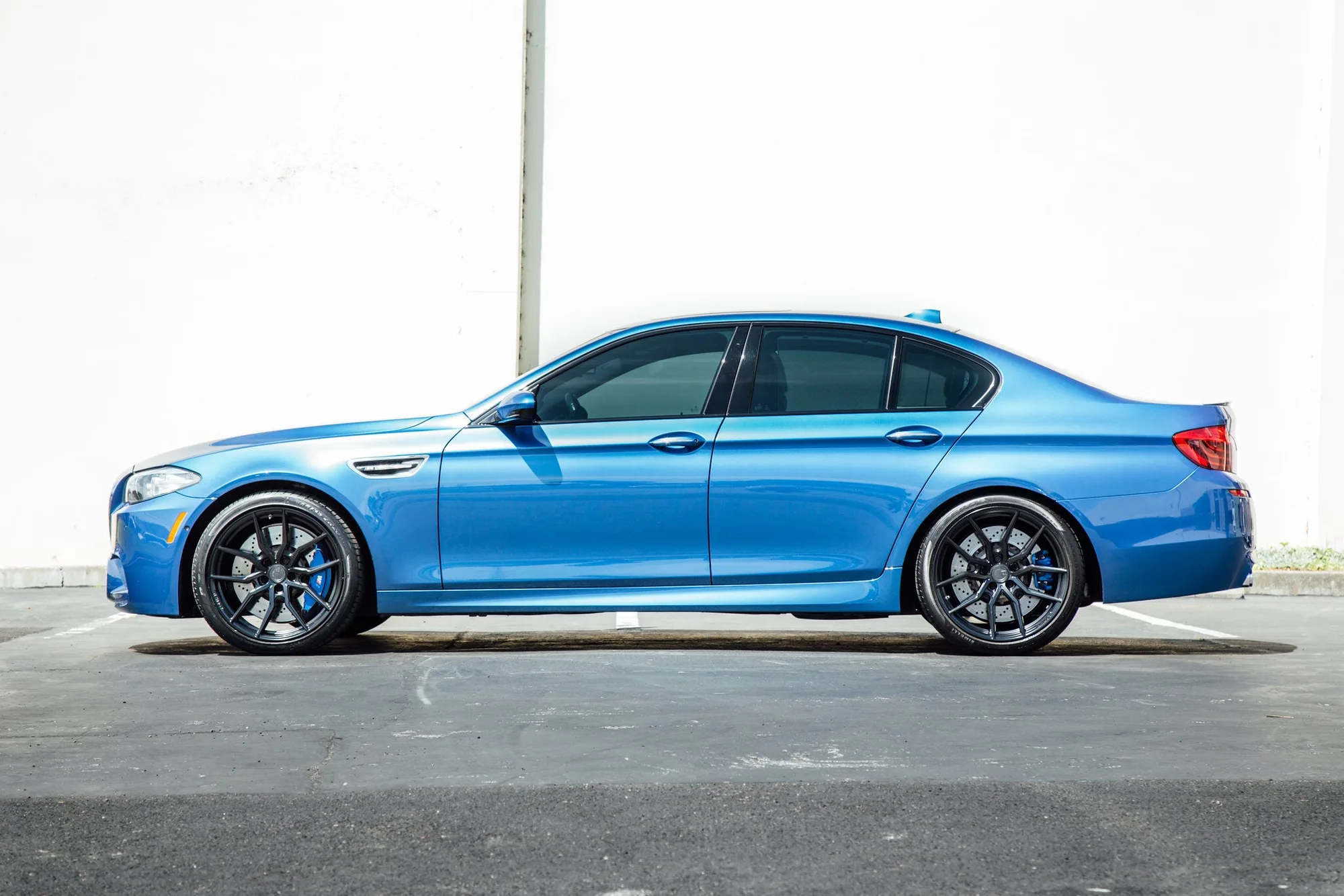 Aodhan AFF1 on BMW M5 F10.2