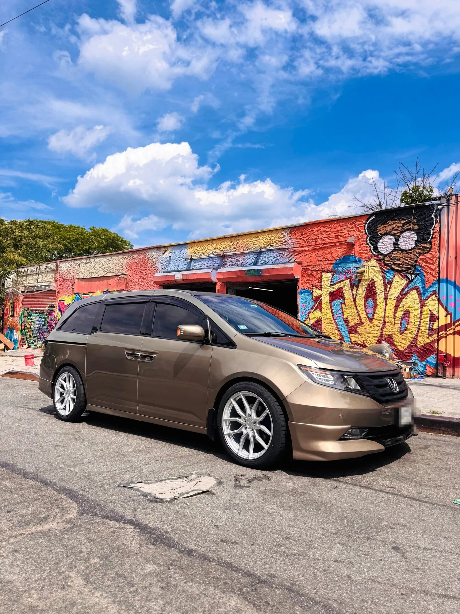 Aodhan AFF1 on Honda Odyssey RL5, photo 3