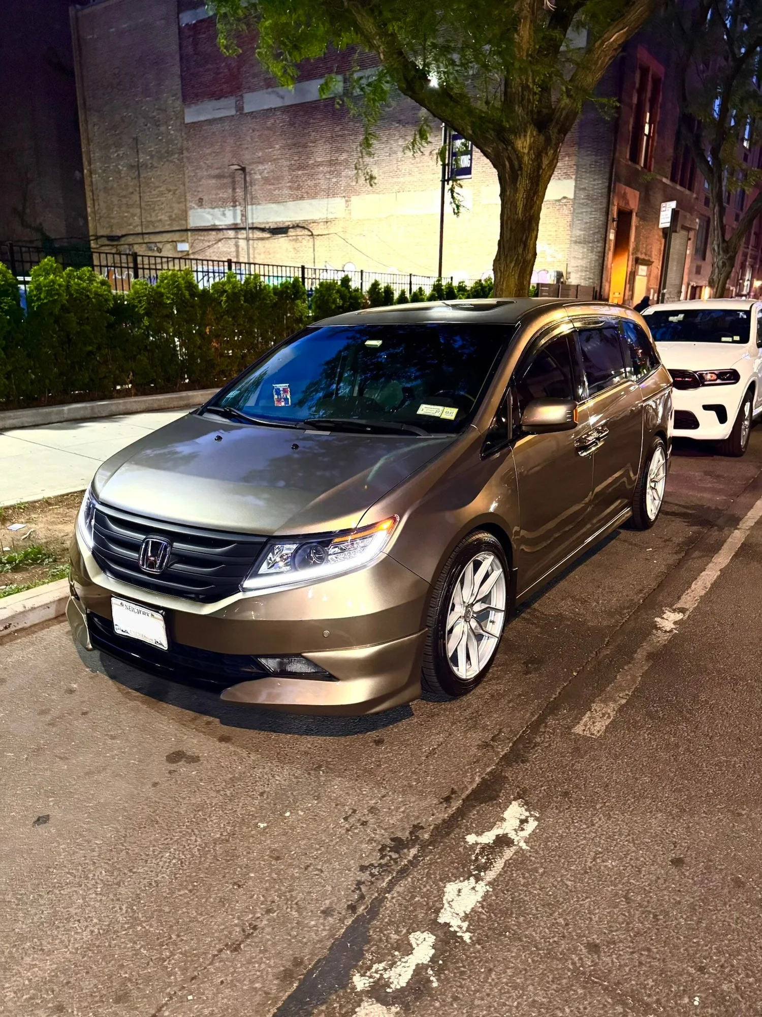Aodhan AFF1 on Honda Odyssey RL5, photo 5