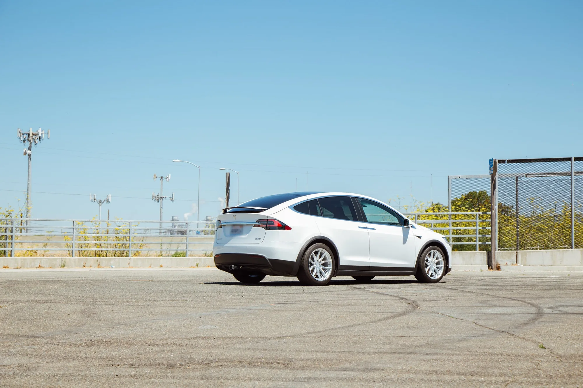Aodhan AFF1 on Tesla Model X Original (2015-2021)