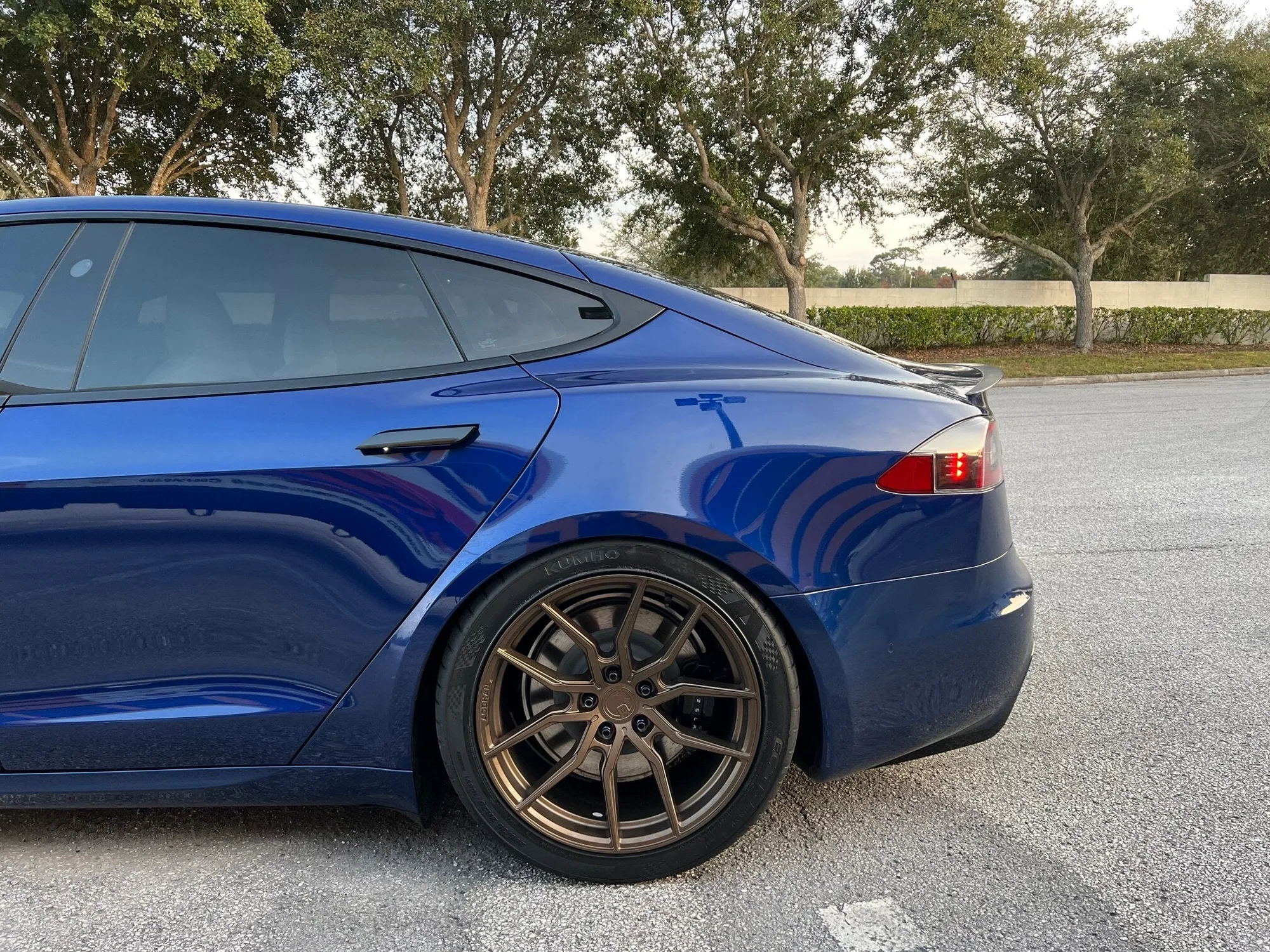 Aodhan AFF1 on Tesla Model S Original (2012-2016), photo 6