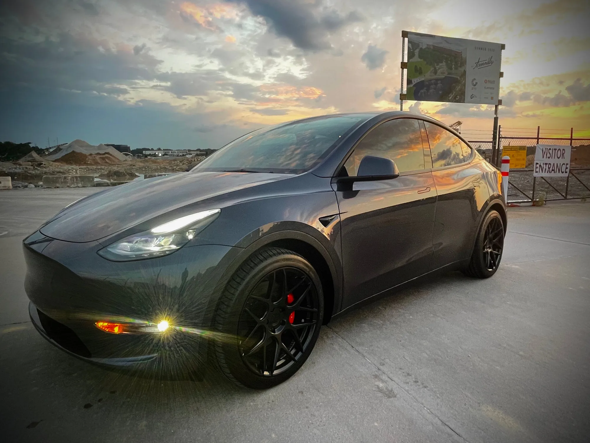 Aodhan AFF2 on Tesla Model Y Original (2020-)