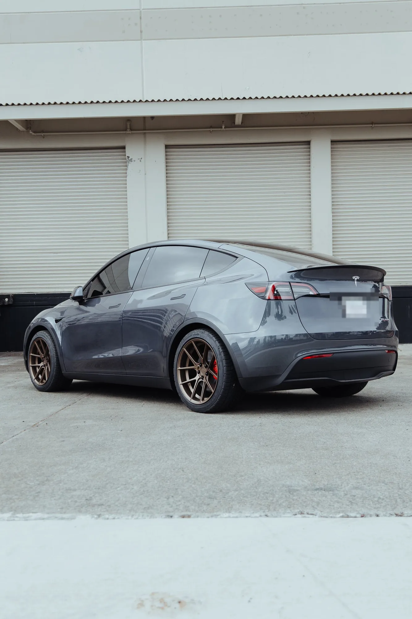 Aodhan AFF3 on Tesla Model Y Original (2020-), photo 7
