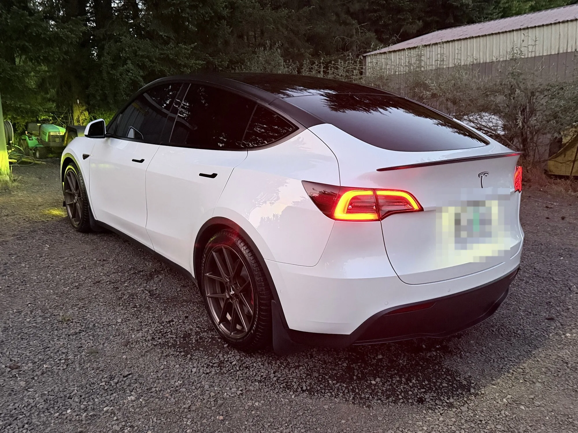 Aodhan AFF3 on Tesla Model Y Original (2020-), photo 10