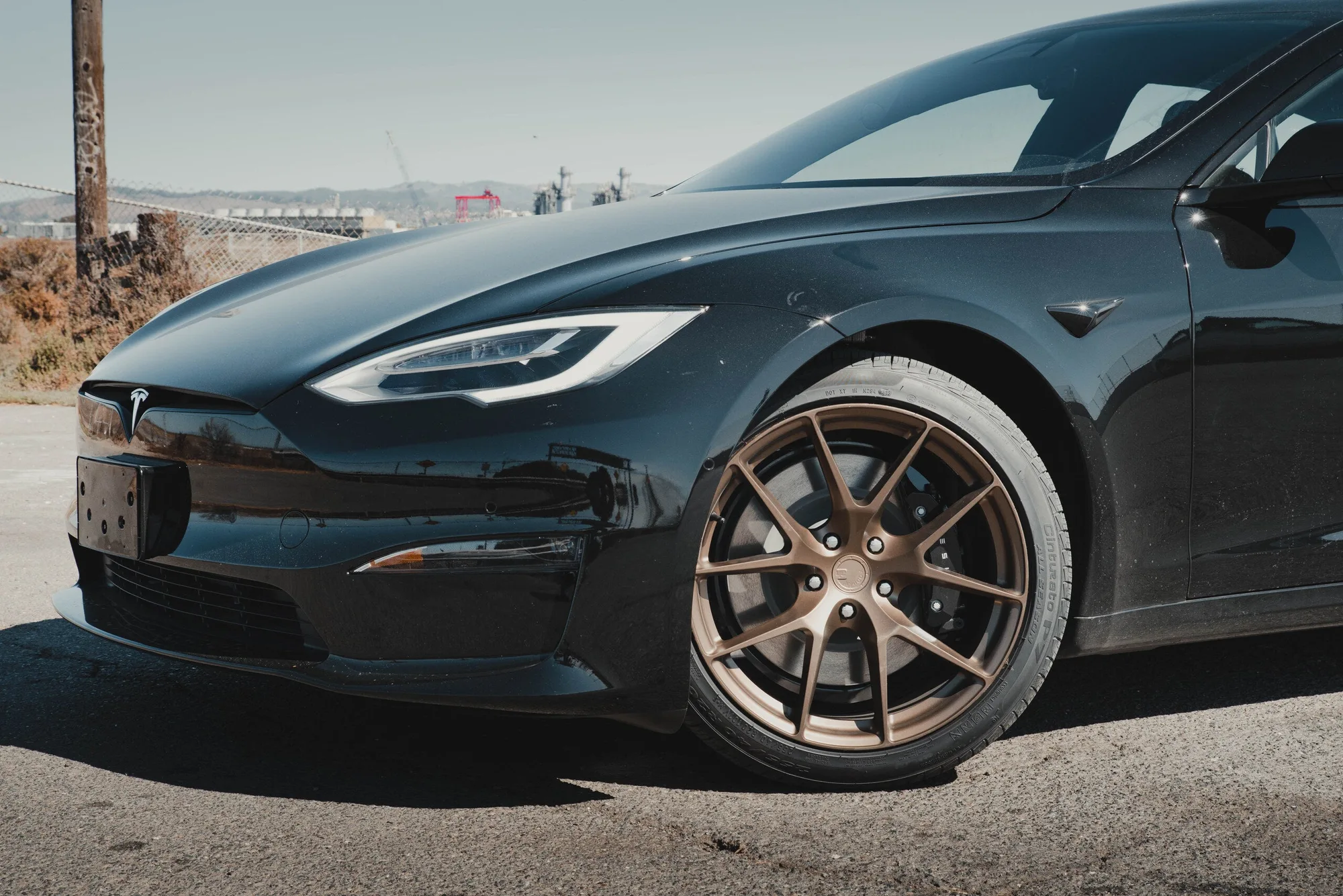 Aodhan AFF7 on Tesla Model S Original (2012-2016)