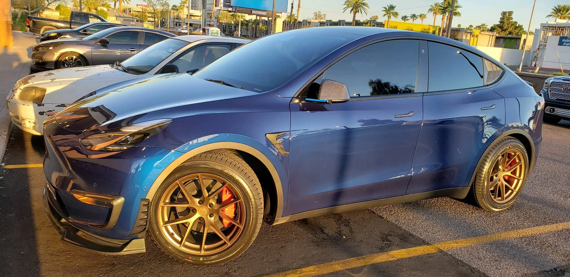 Aodhan AFF7 on Tesla Model Y Original (2020-)