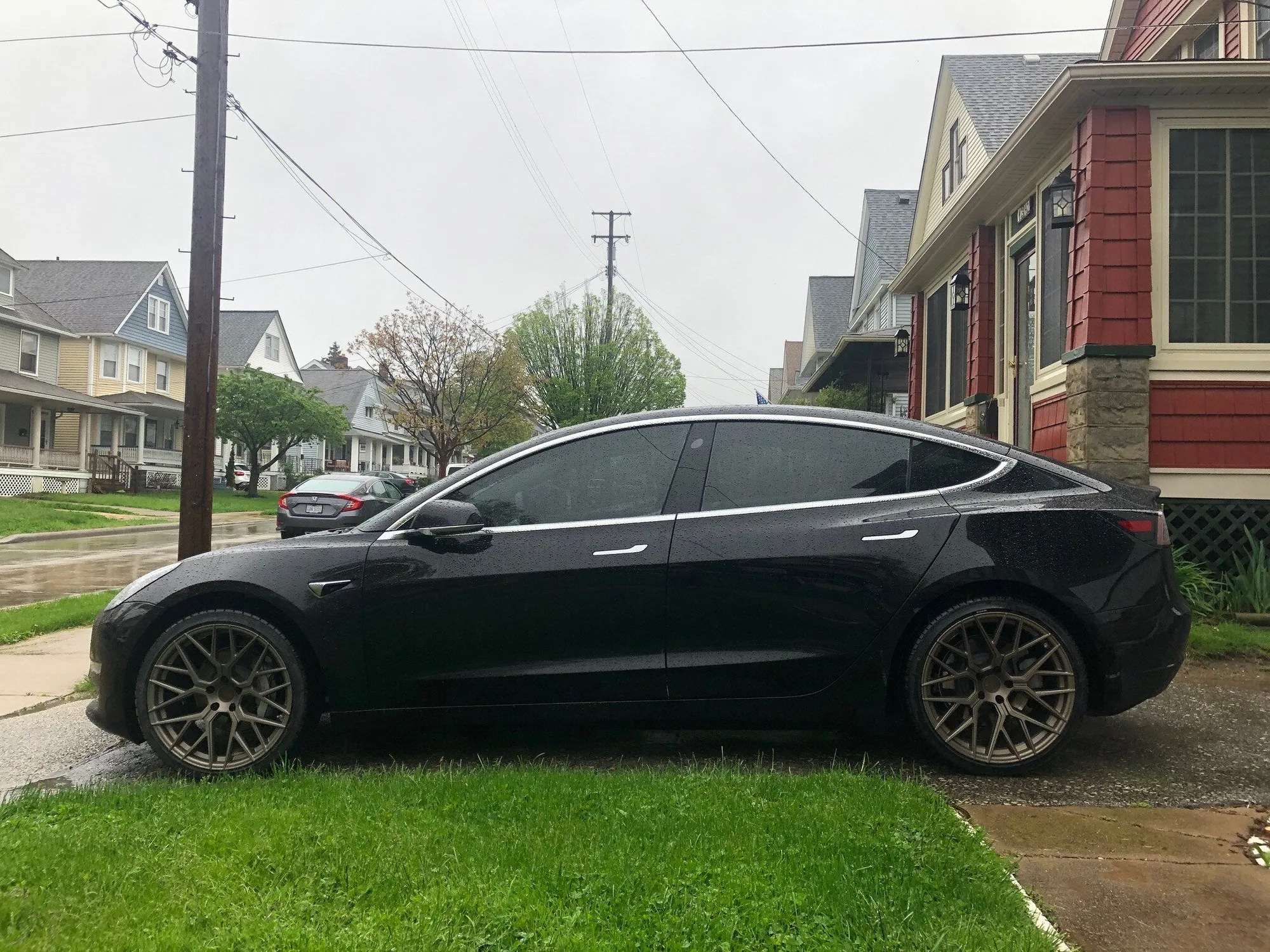 Aodhan AFF9 on Tesla Model 3 Original (2017-2023), photo 2