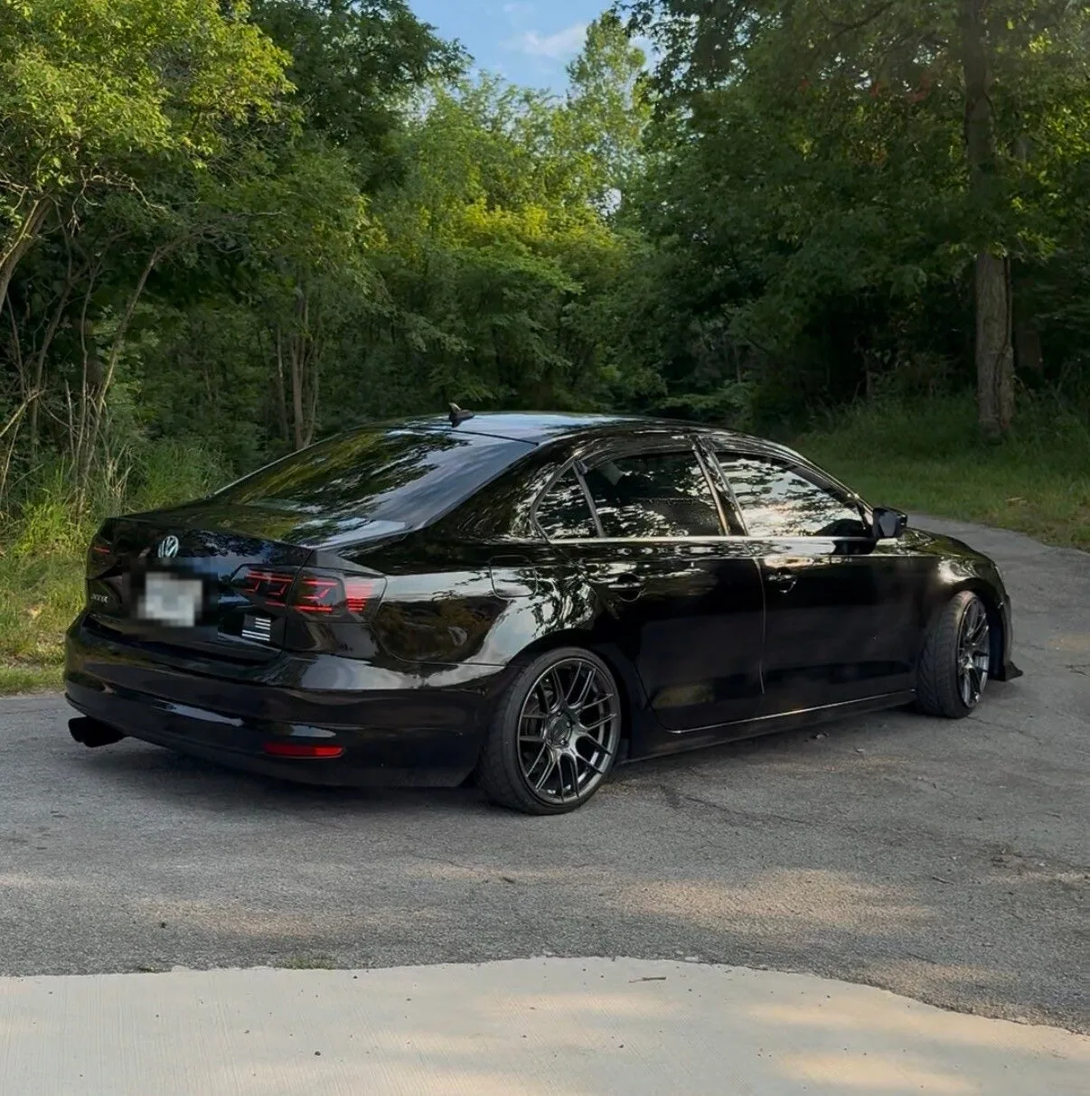 Aodhan AH-X on Volkswagen Jetta Mk6 (Typ A6).2, photo 5