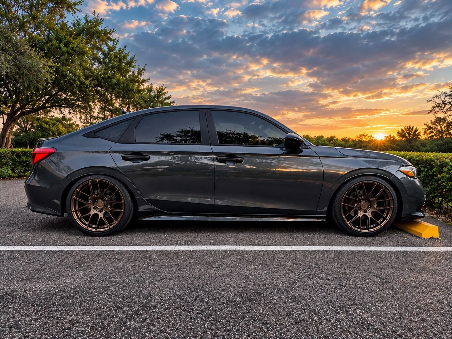 Aodhan AH-X on Honda Civic 11th gen (FE/FL).1