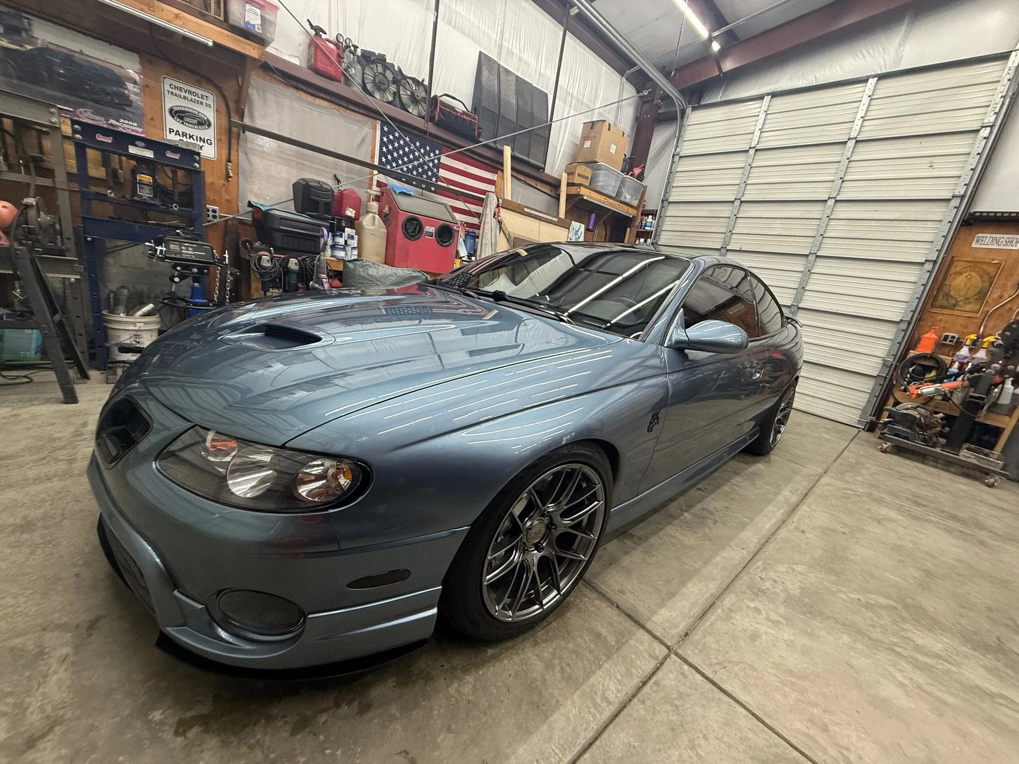 Aodhan AH-X on Pontiac GTO 5th Gen (2004-2006), photo 2