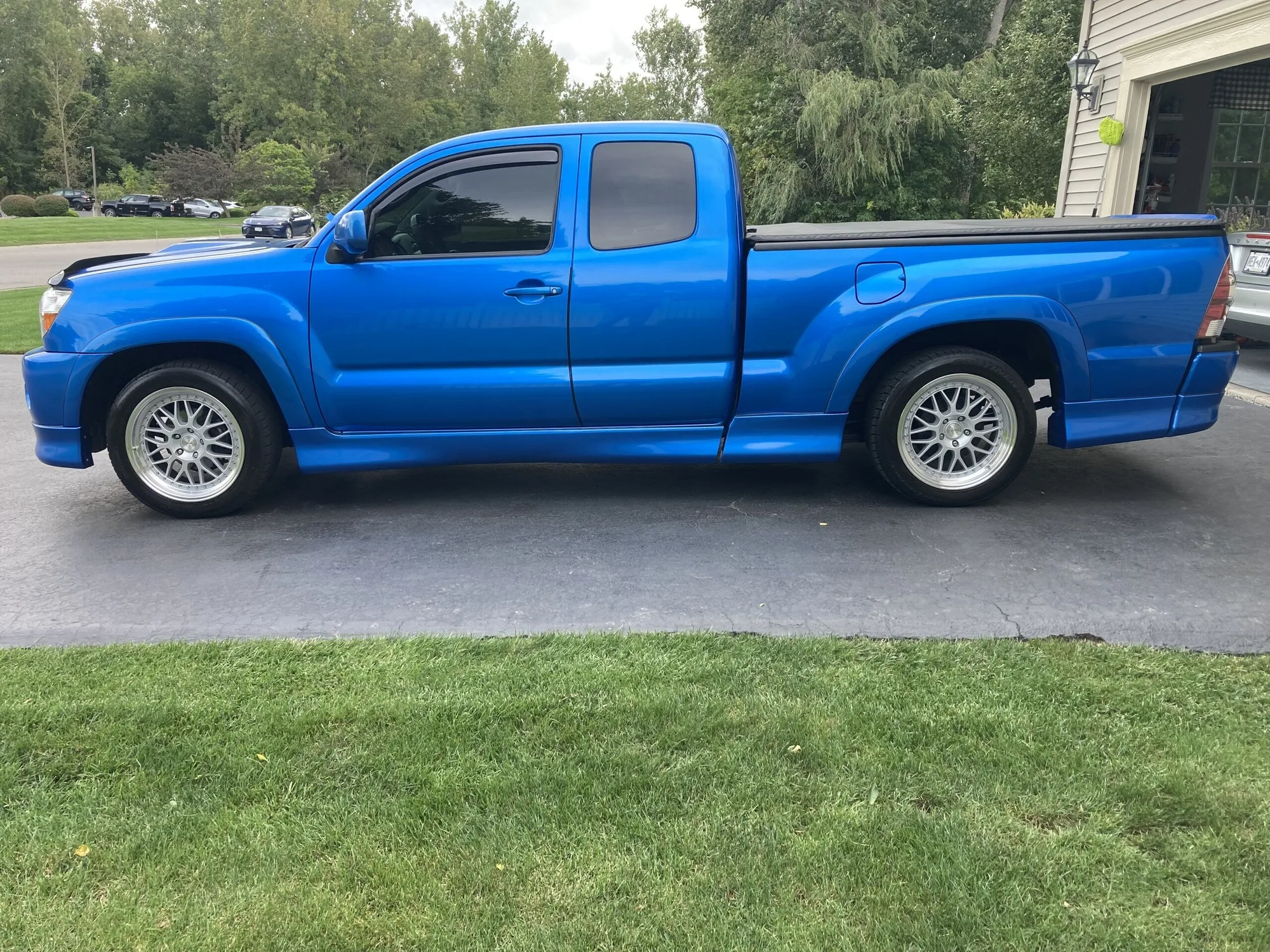 Aodhan AH02 on Toyota Tacoma N220, photo 3
