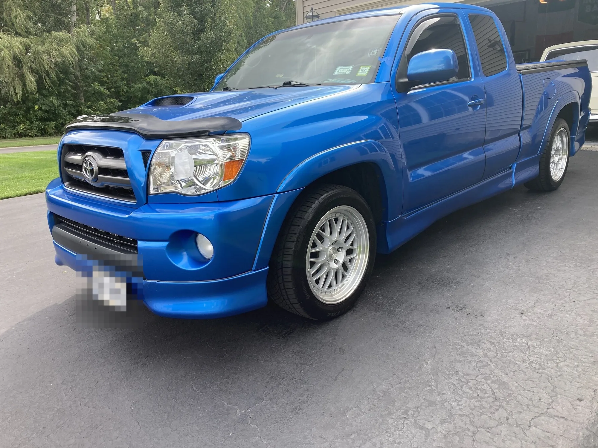 Aodhan AH02 on Toyota Tacoma N220