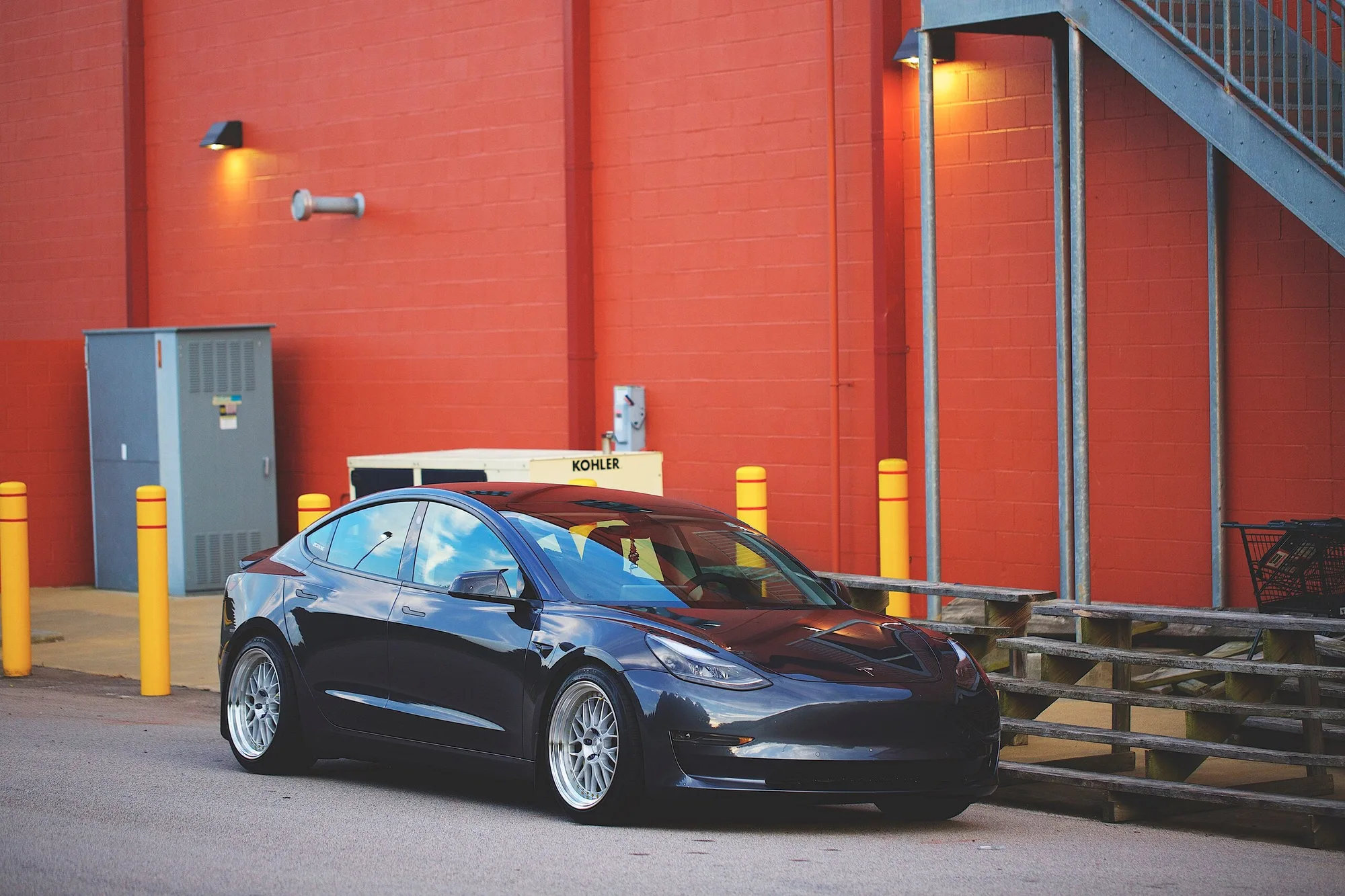 Aodhan AH02 on Tesla Model 3 Original (2017-2023), photo 6