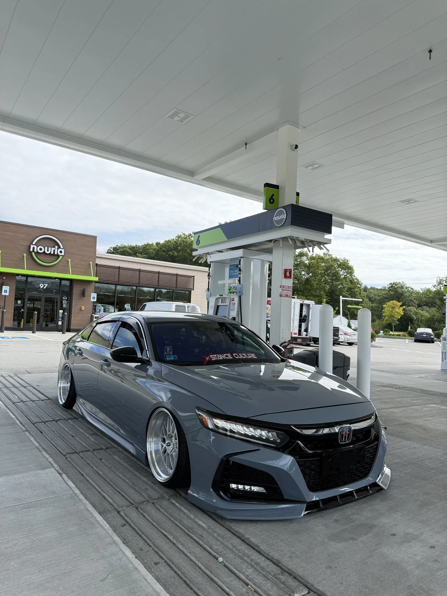 Aodhan AH02 on Honda Accord 10th gen (CV).1