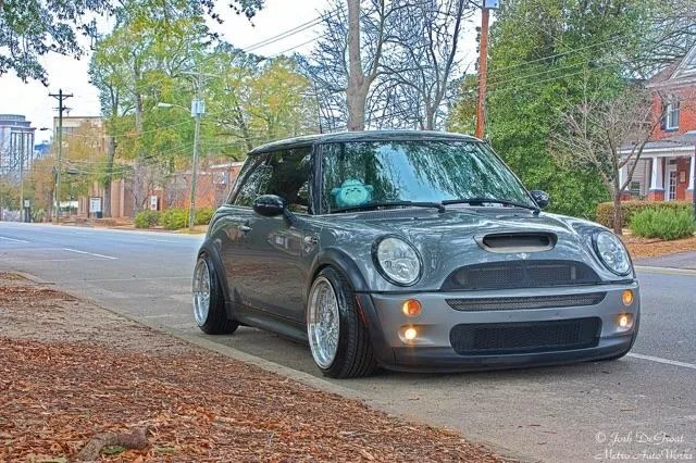 Aodhan AH05 on Mini Cooper R53 (2002-2006), photo 2