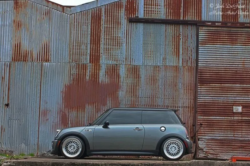 Aodhan AH05 on Mini Cooper R53 (2002-2006), photo 5