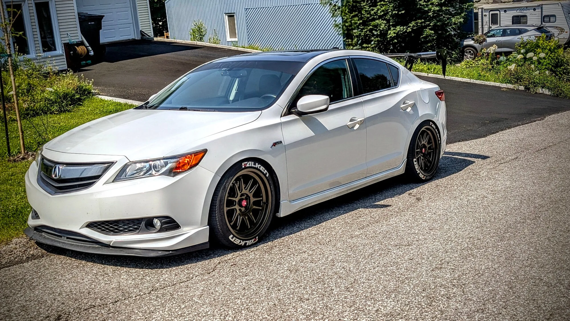Aodhan AH07 on Acura ILX I (DE), photo 2