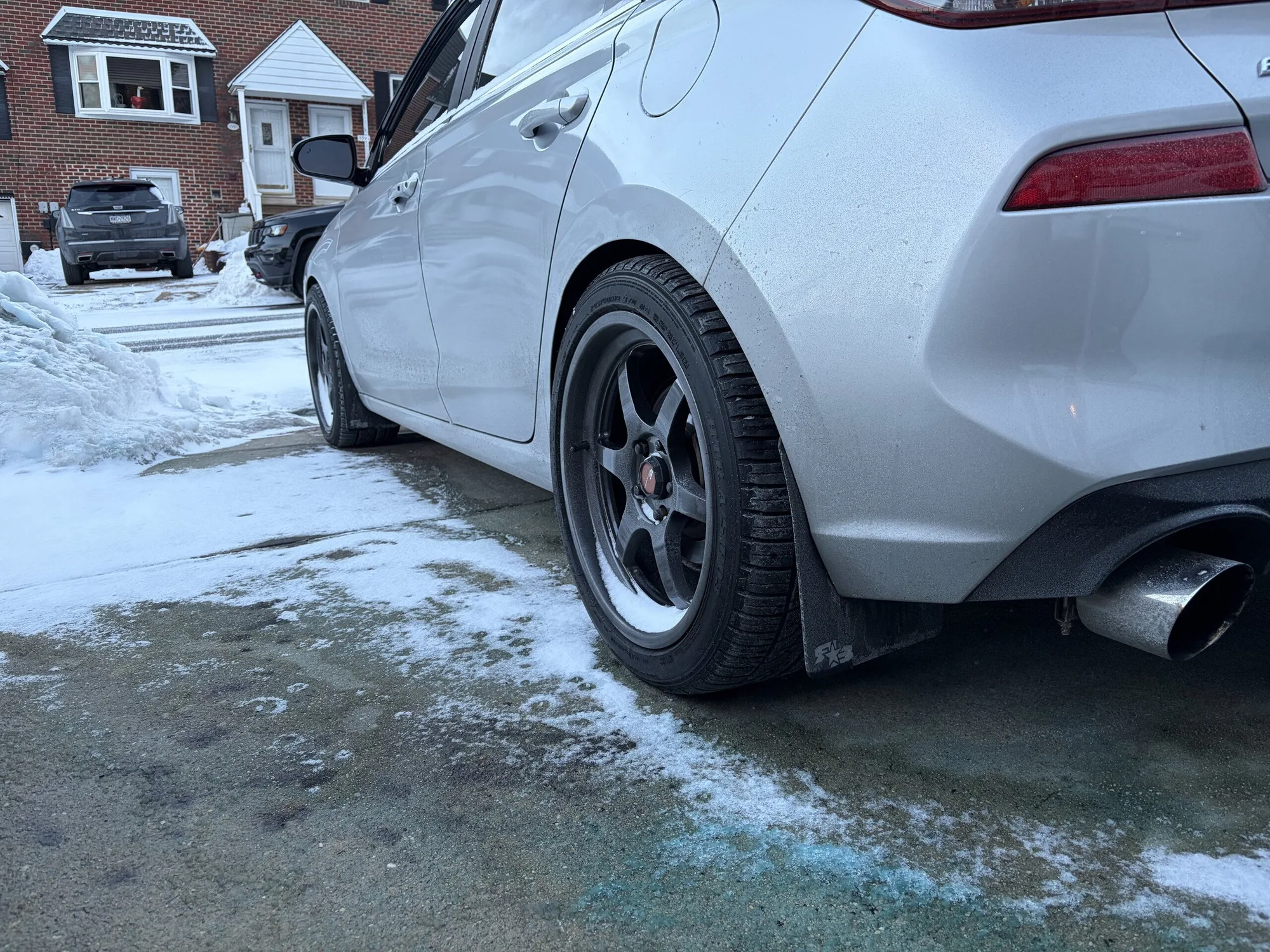 Aodhan AH08 on Hyundai Elantra GT (PD)