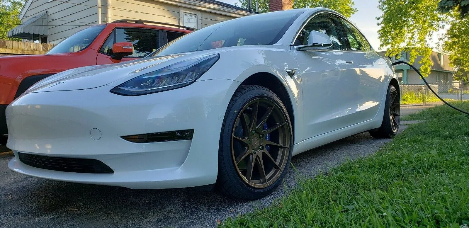 Aodhan AH09 on Tesla Model 3 Original (2017-2023), photo 3