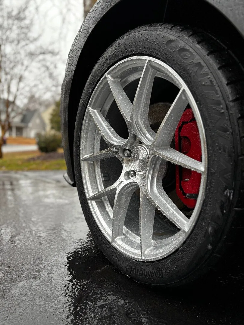 Aodhan AH11 on Ford Mustang S550.2