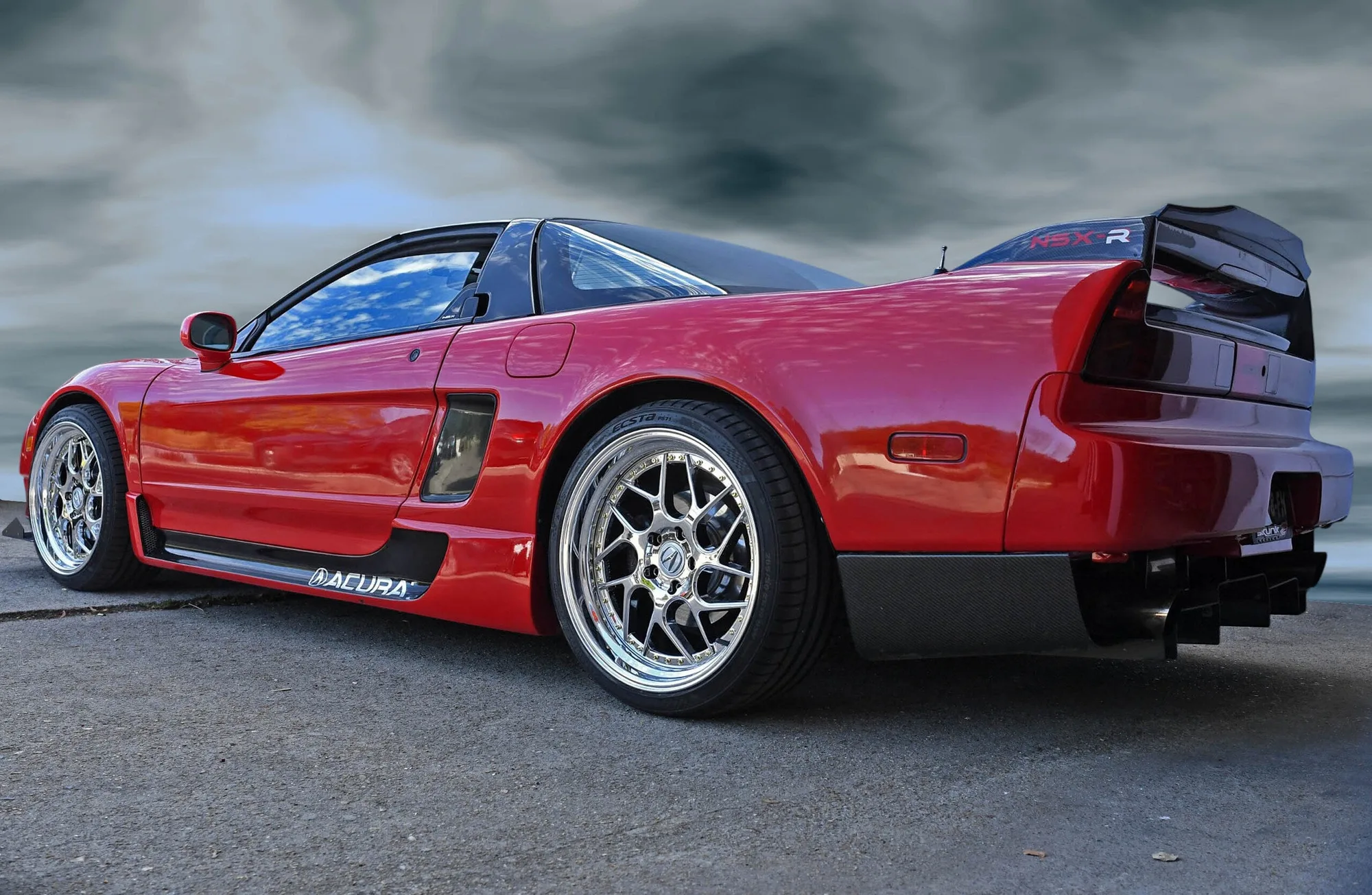 Aodhan DS01 on Acura NSX I (NA1)