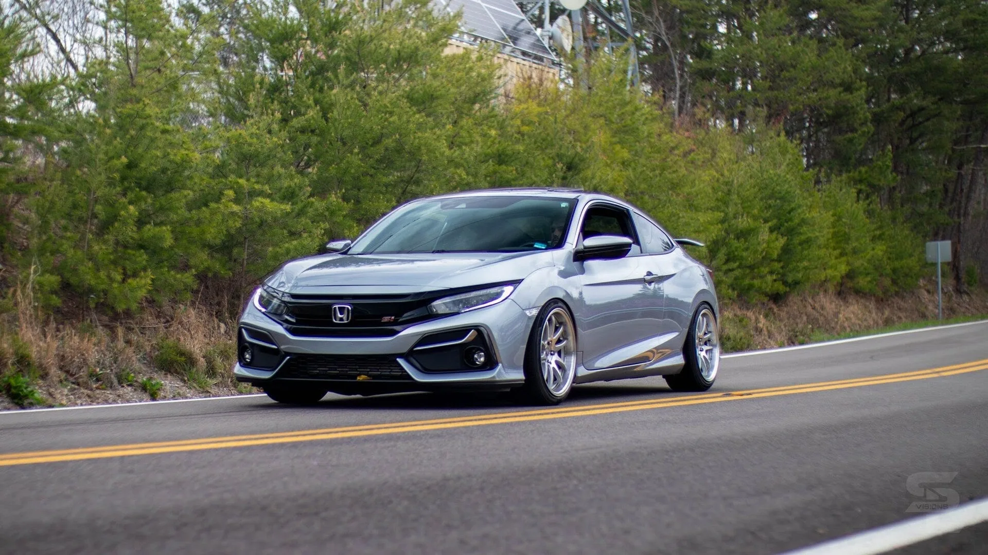 Aodhan DS02 on Honda Civic 10th gen (FC/FK).2, photo 2
