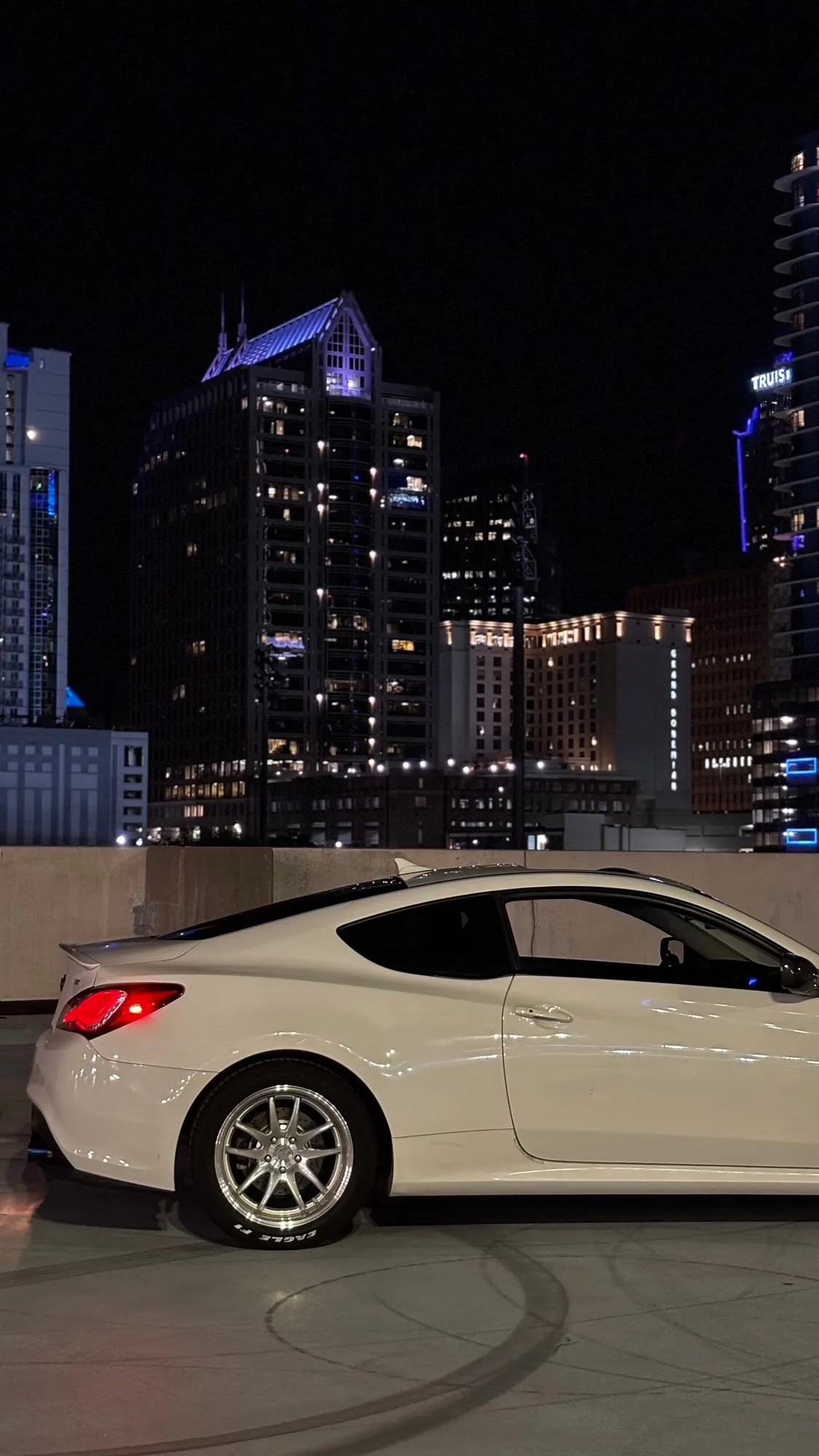 Aodhan DS02 on Hyundai Genesis BH.1, photo 7