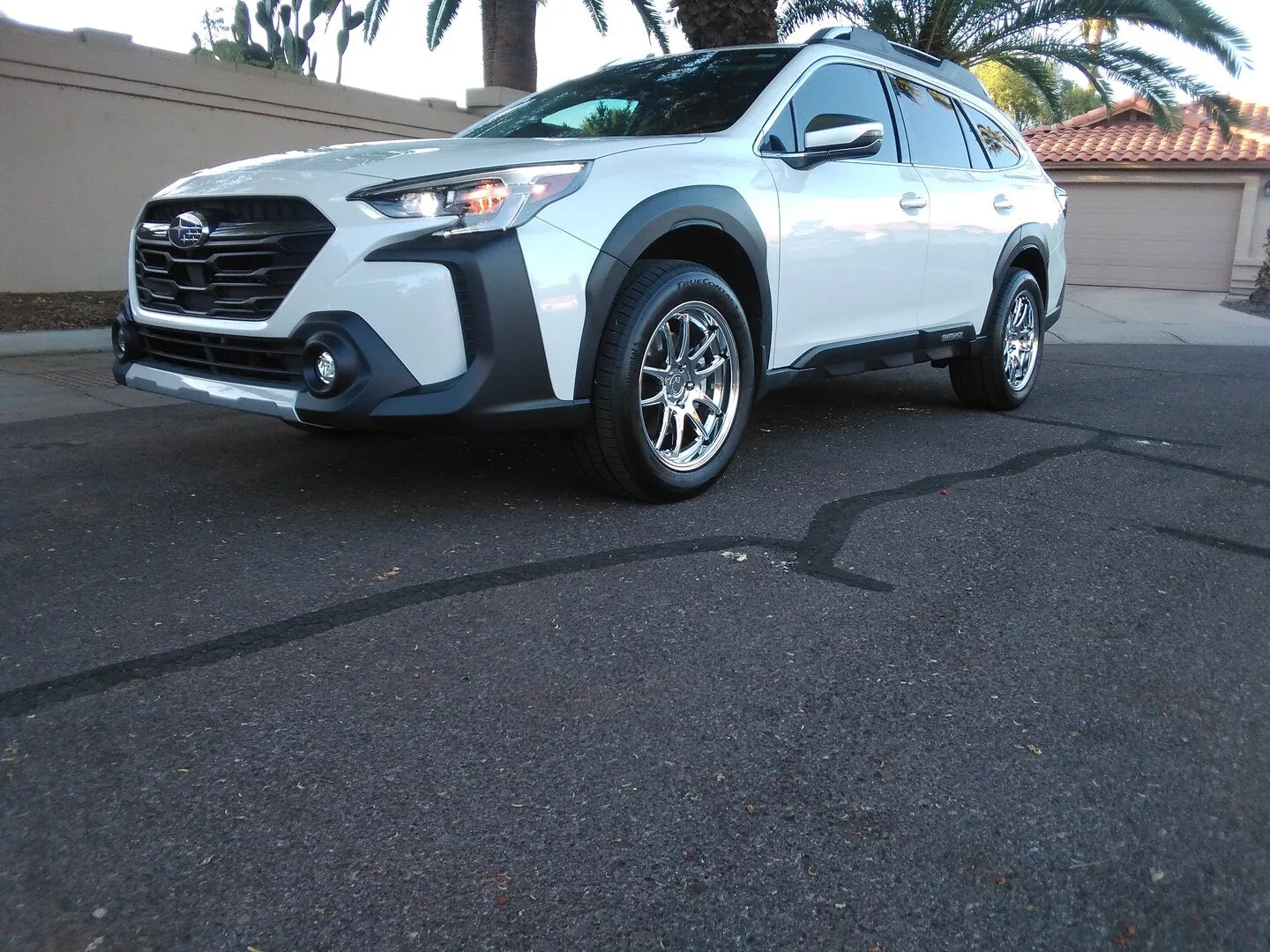 Aodhan DS02 on Subaru Outback BT.2, photo 2