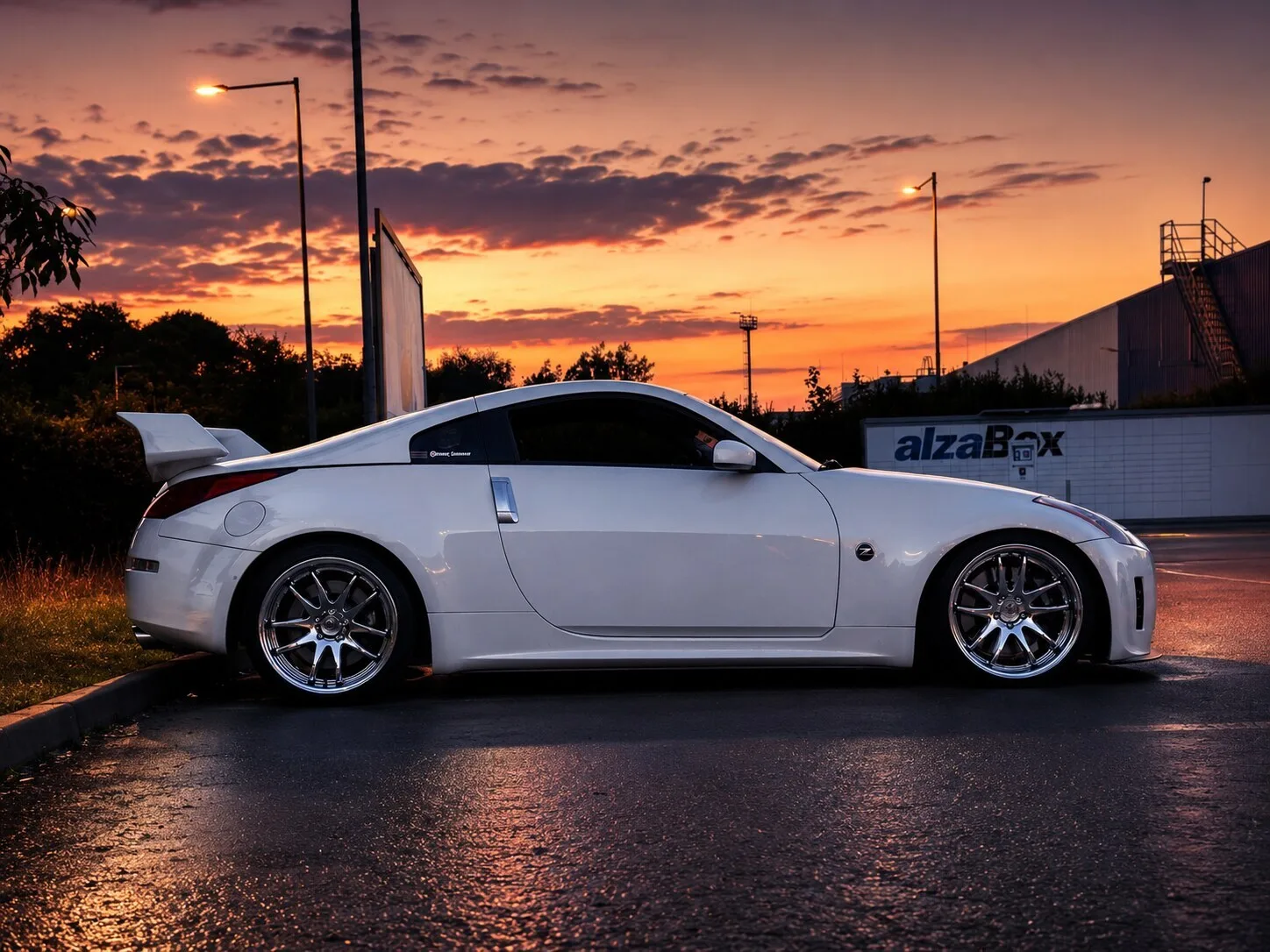 Aodhan DS02 on Nissan 350Z Z33.1