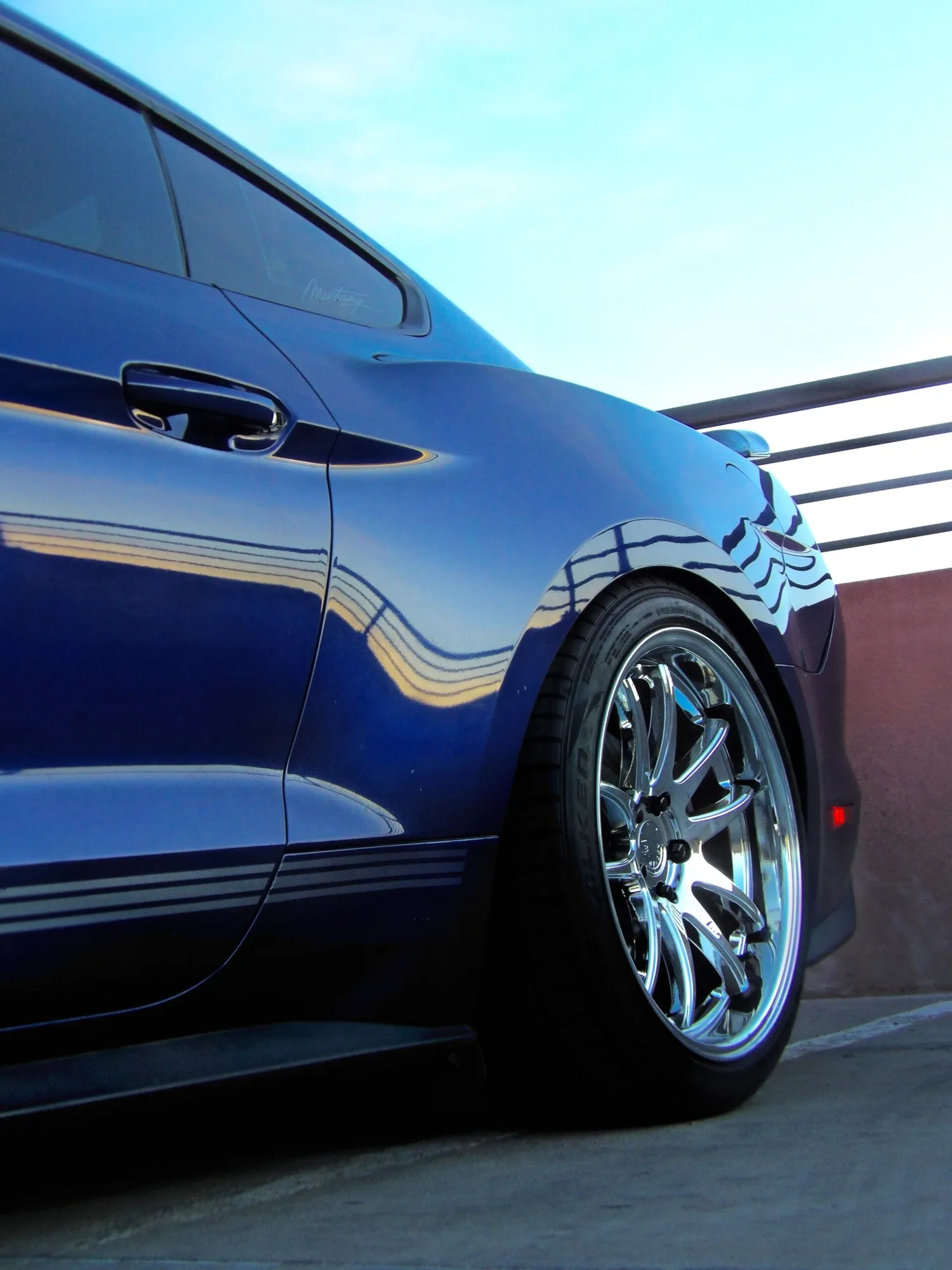 Aodhan DS02 on Ford Mustang S550.1, photo 2