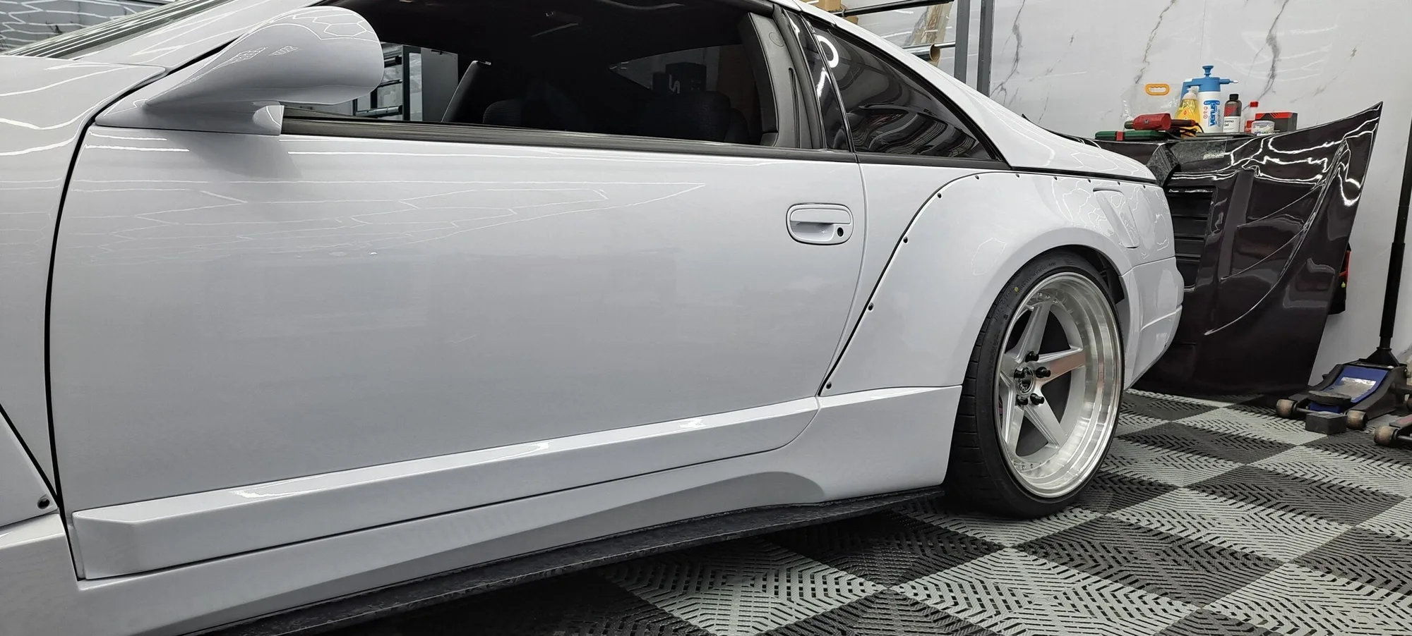 Aodhan DS05 on Nissan 300ZX Z32, photo 2