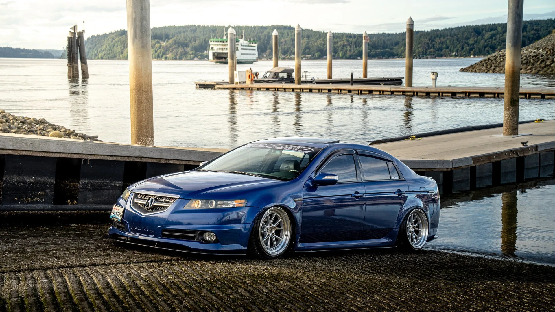 Aodhan DS08 on Acura TL III (UA7)