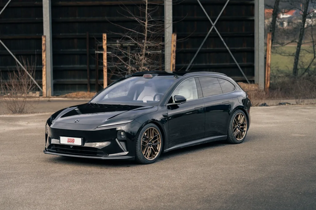 BBS Motorsport CC-R Unlimited on Nio ET5 Touring 1st gen