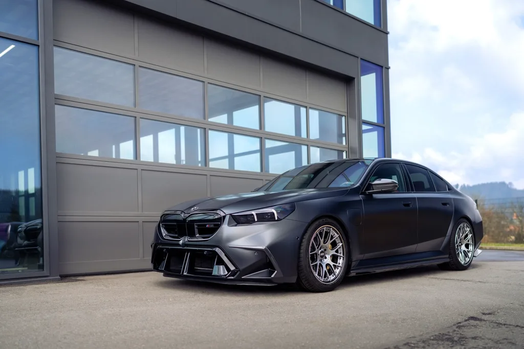 BBS Motorsport CH-R II Unlimited on BMW M5 G90