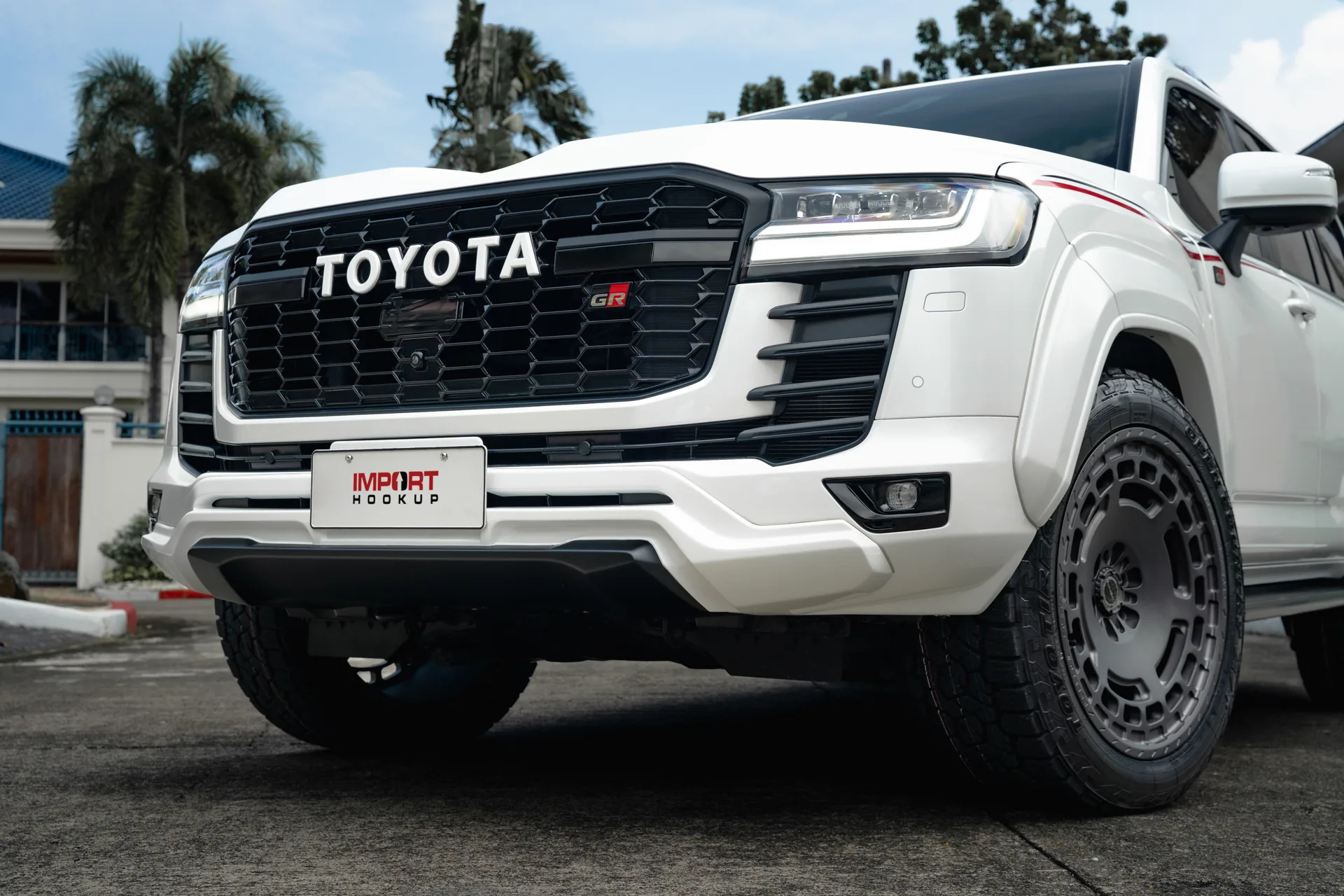 Brixton Forged BX06-M on Toyota Land Cruiser J300, photo 6